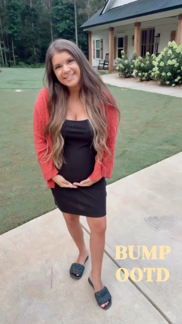 what the bump wore 🖤 
#pregnant #pregnant #bumpstyle #bump #ootd