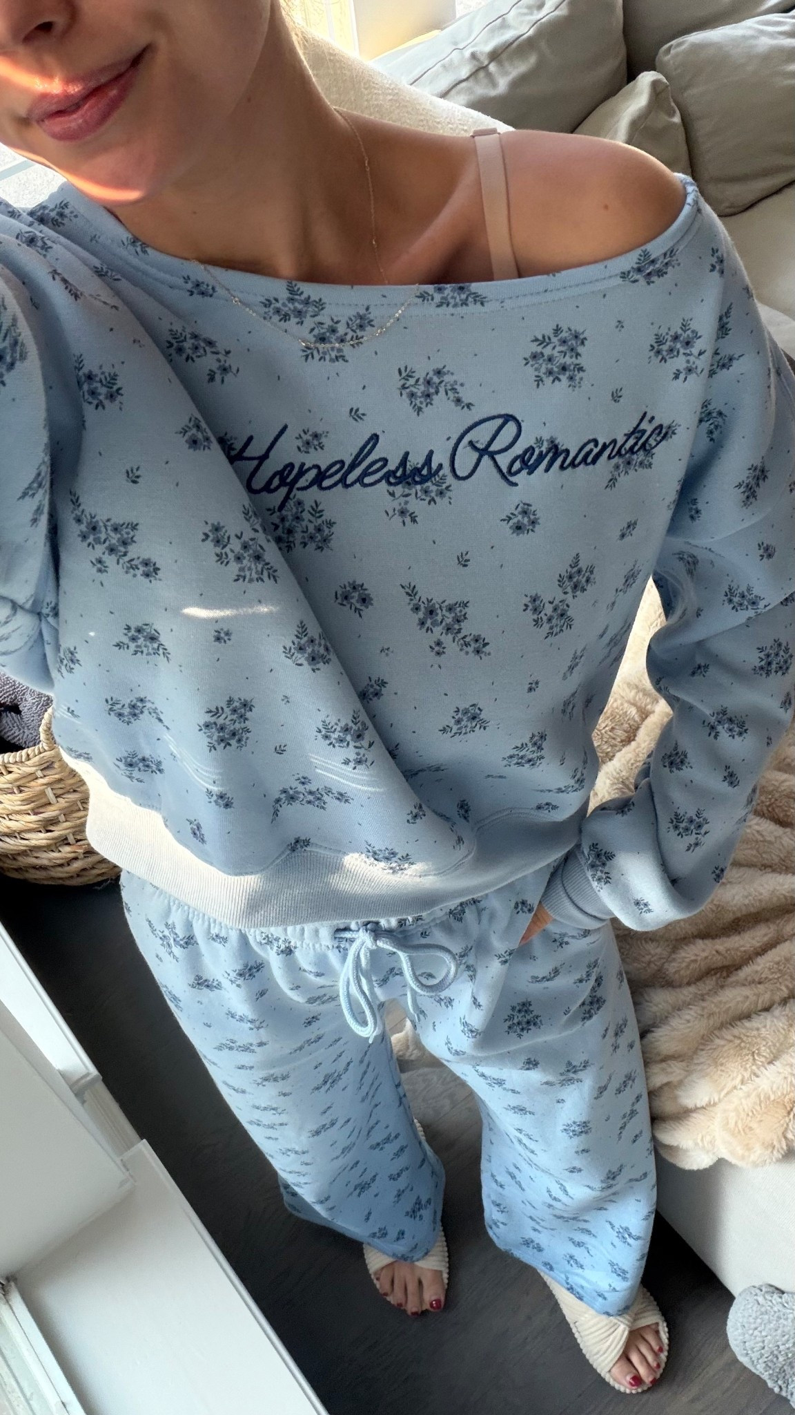 Prettiest spring lounge set!! Size M in sweatshirt and S in sweatpants! 

#LTKmomlife #LTKgrwm #LTKootd