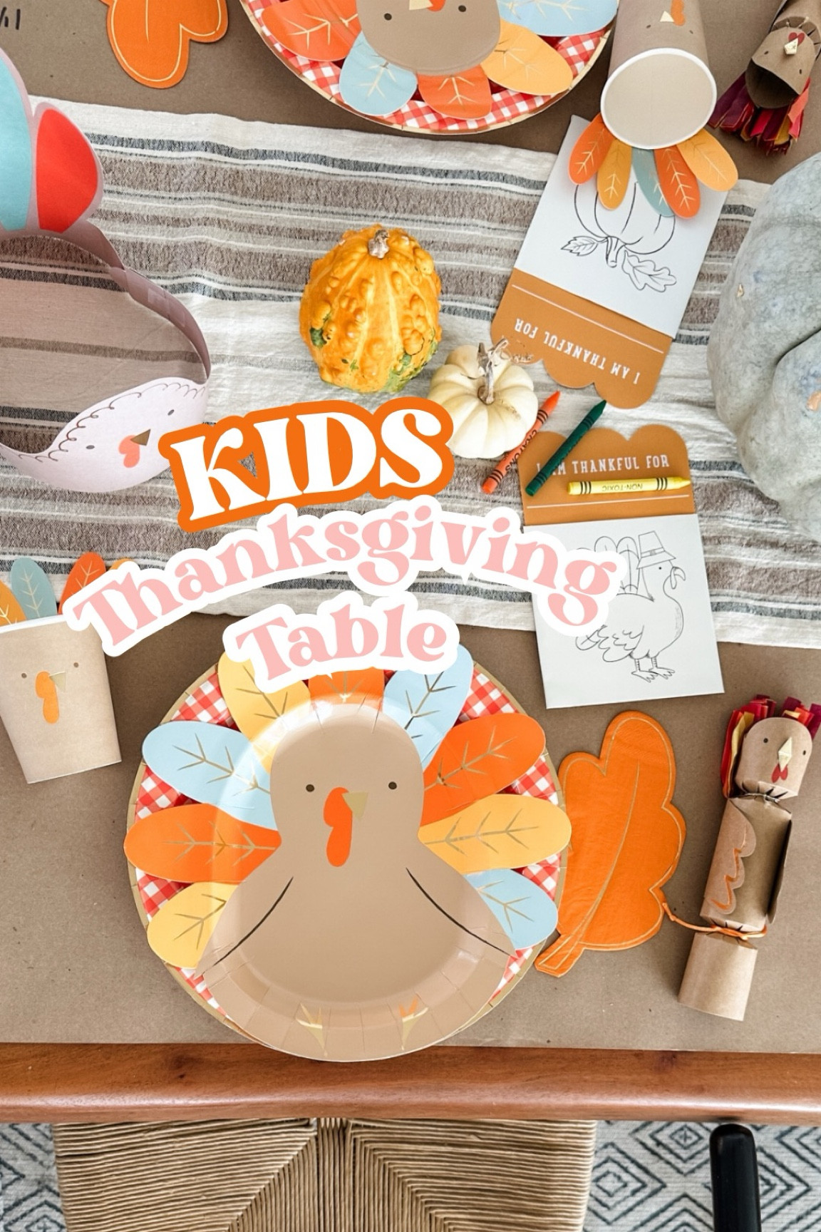 Kids Thanksgiving Table must-haves!!