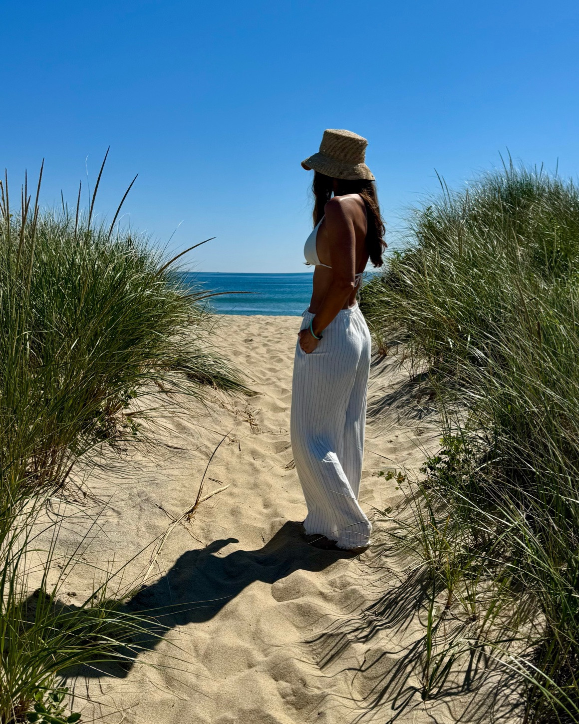 last day in martha’s vineyard we’ve had sm fun & the weather has been incredible☀️

shop my fav linen pants, flip flops, hat & all summer essentials too!

#LTKTravel #LTKSwim #LTKBeauty