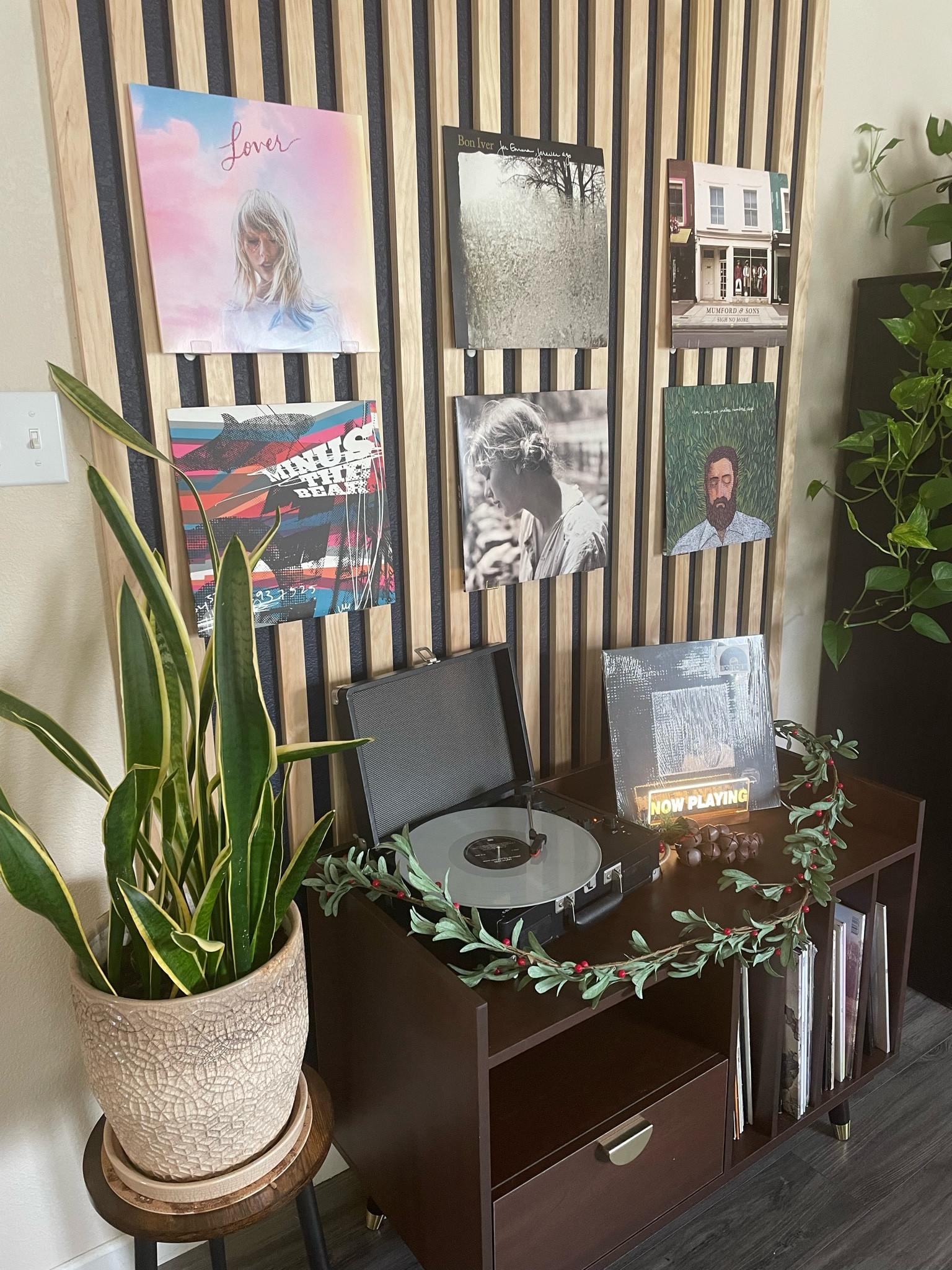 Our DIY wood slat vinyl wall that was surprisingly easy to make and creates such a fun statement!

#LTKfindsunder50 #LTKfindsunder100 #LTKhome