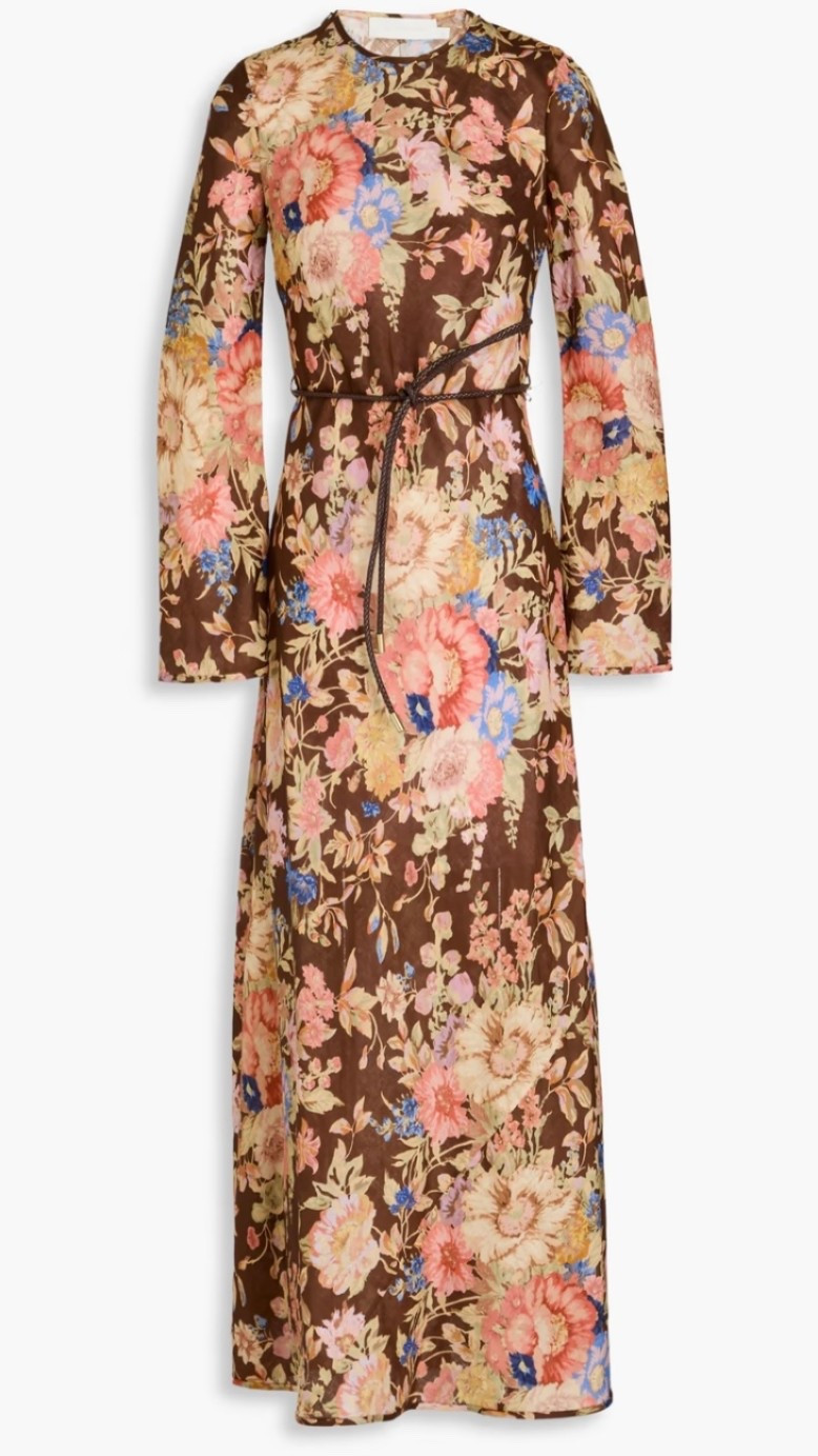 Western chic party with boots and a hat 