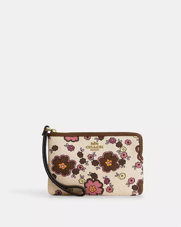 Corner Zip Wristlet | Coach (US)