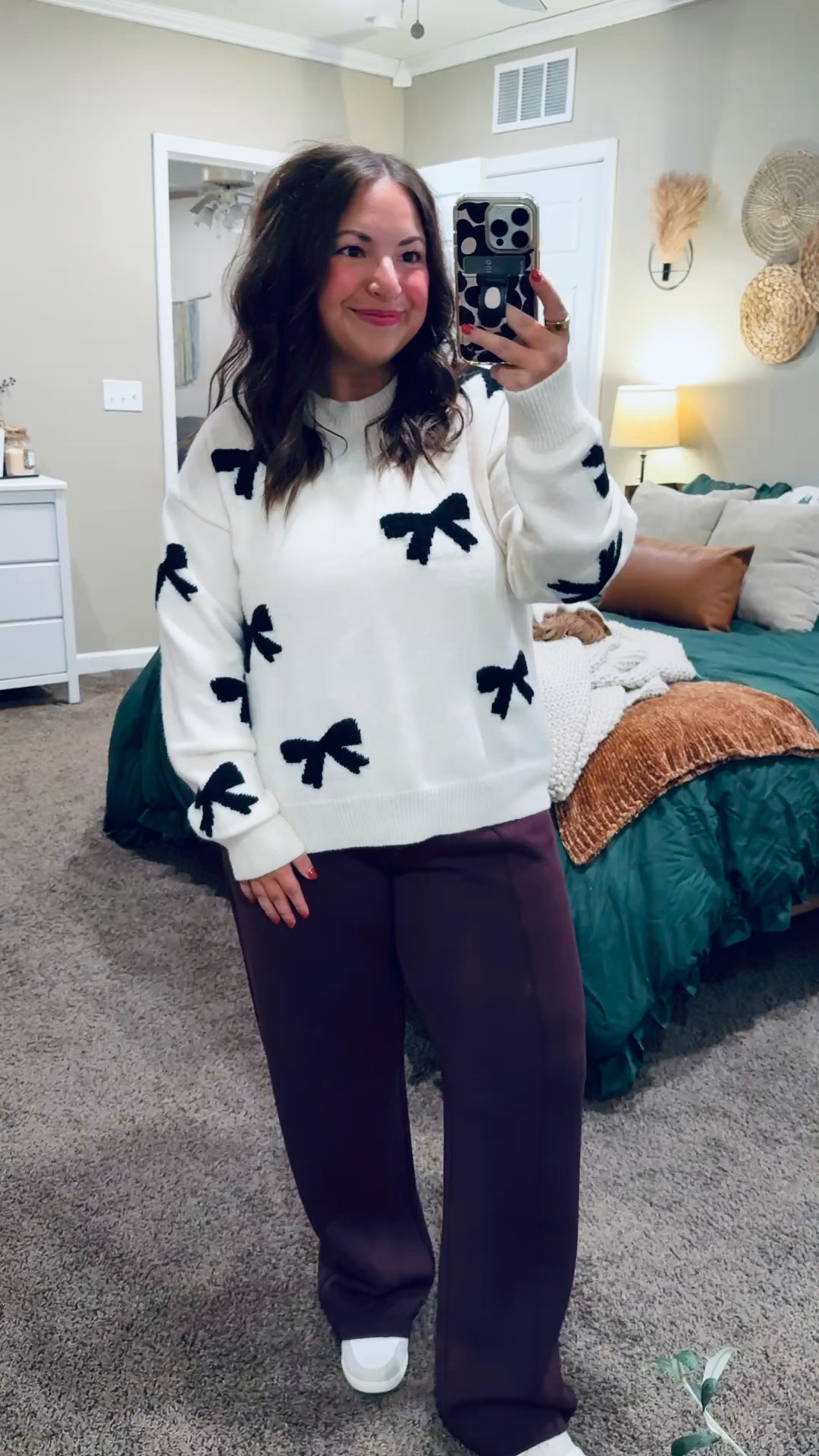 Amazon sweater! 🎀🖤
sneakers: sold out, but linking similar options below!
pants: fit true to size // wearing a large
sweater: fits true to size // wearing a large 

 

#LTKWorkwear #LTKMidsize #LTKootd