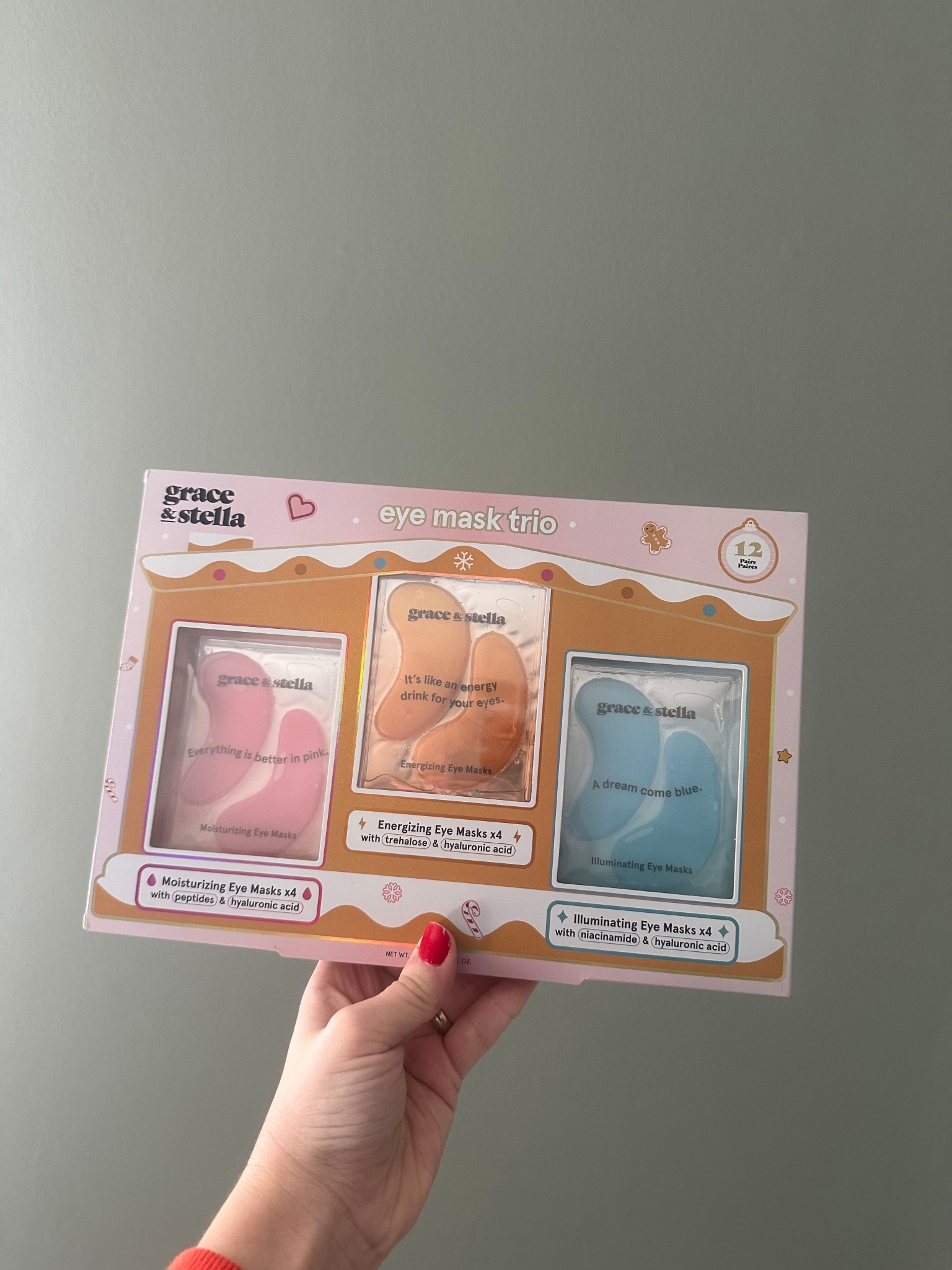 These eye masks are a perfect stocking stuffer for the girls #stockingstufferforher #stockingstuffer #eyemasks

#LTKselfcare #LTKHoliday #LTKGiftGuide