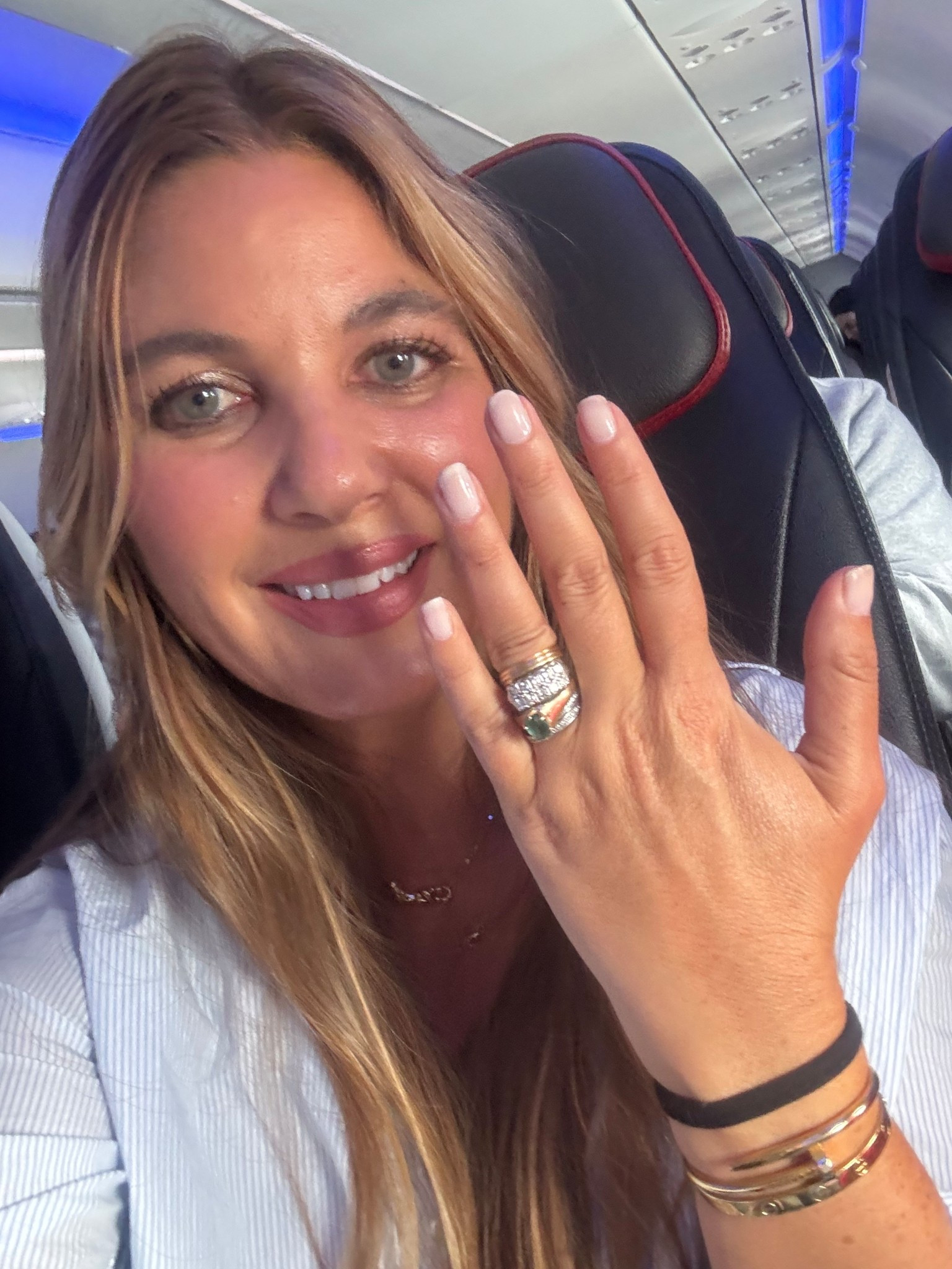 This nail polish is beyond! The perfect creamy neutral that makes nails look clean and healthy…plus the formula is good for your nails 💅🏻 💎

#LTKBeauty #LTKdayinmylife