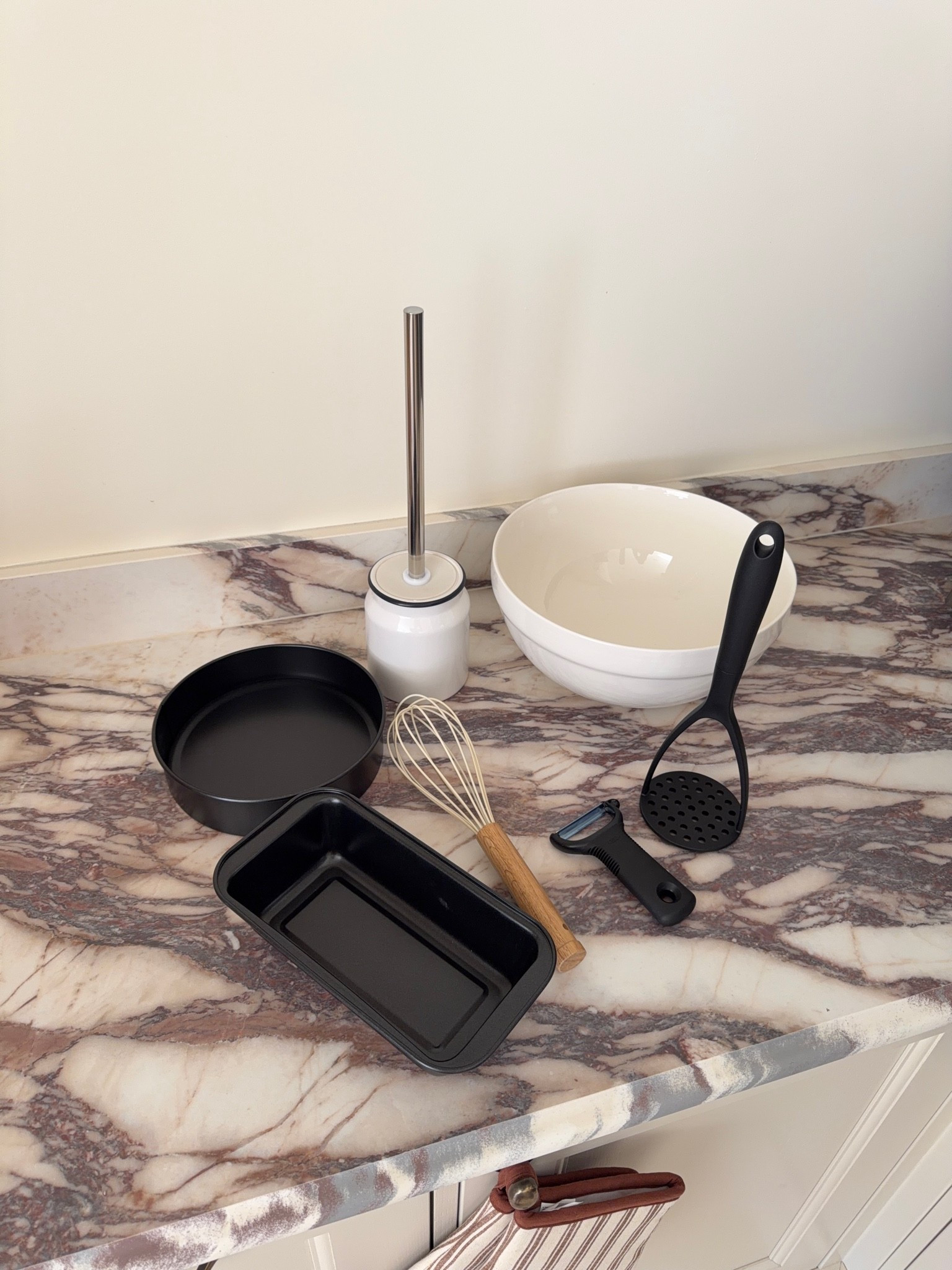 An essentials shop 🏡⏲️👩🏼‍🍳

Everything in the reduced to clear section

#LTKuk #LTKunboxing #LTKhome