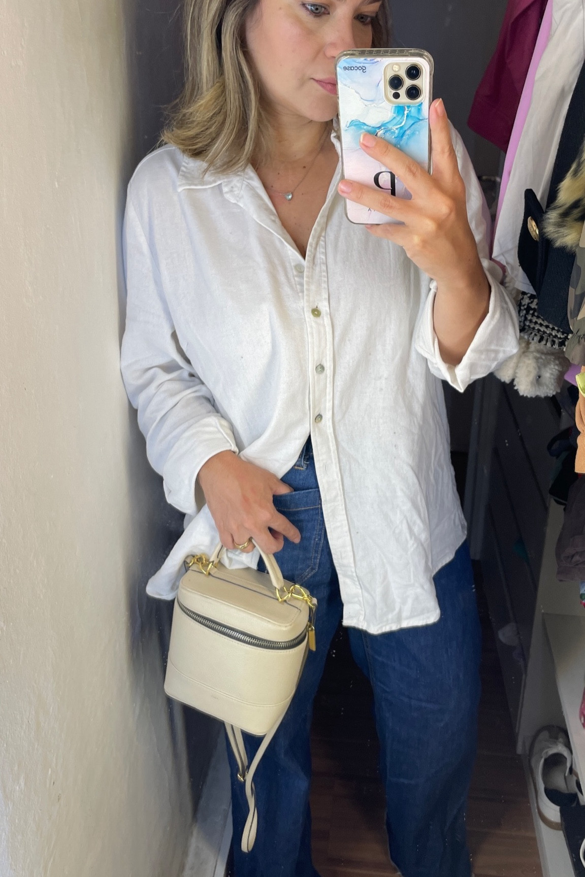 Camisa branca e jeans são sempre opções certeiras ! Separei algumas opções para quem está procurando um look ✨

#LTKover40 #LTKbrasil #LTKworkwear