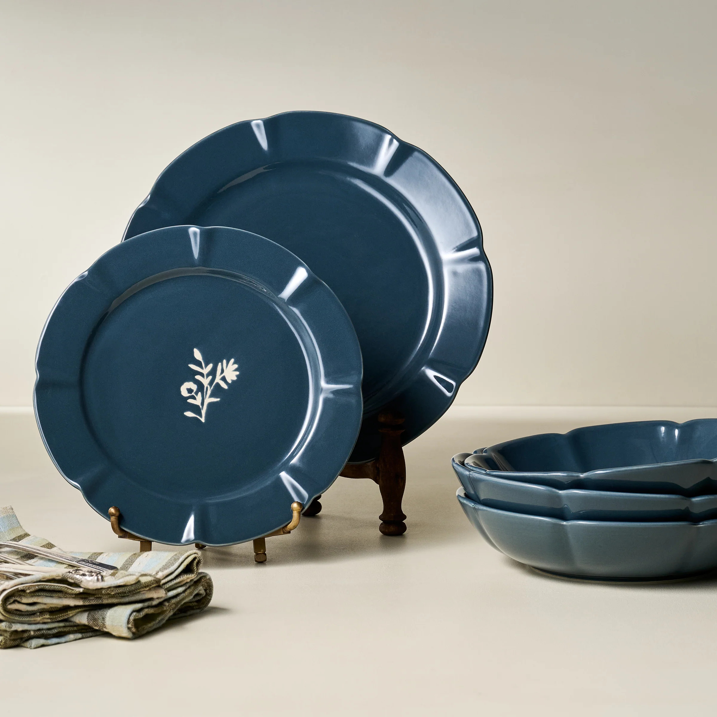 Navy Luna Dinnerware 3-Piece Place Setting | Magnolia