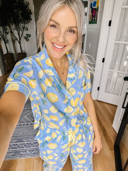 The cutest lemon, PJs! I love love, love the pretty colors. Perfect for spring! And the set with the top of the bottom is under $25!
