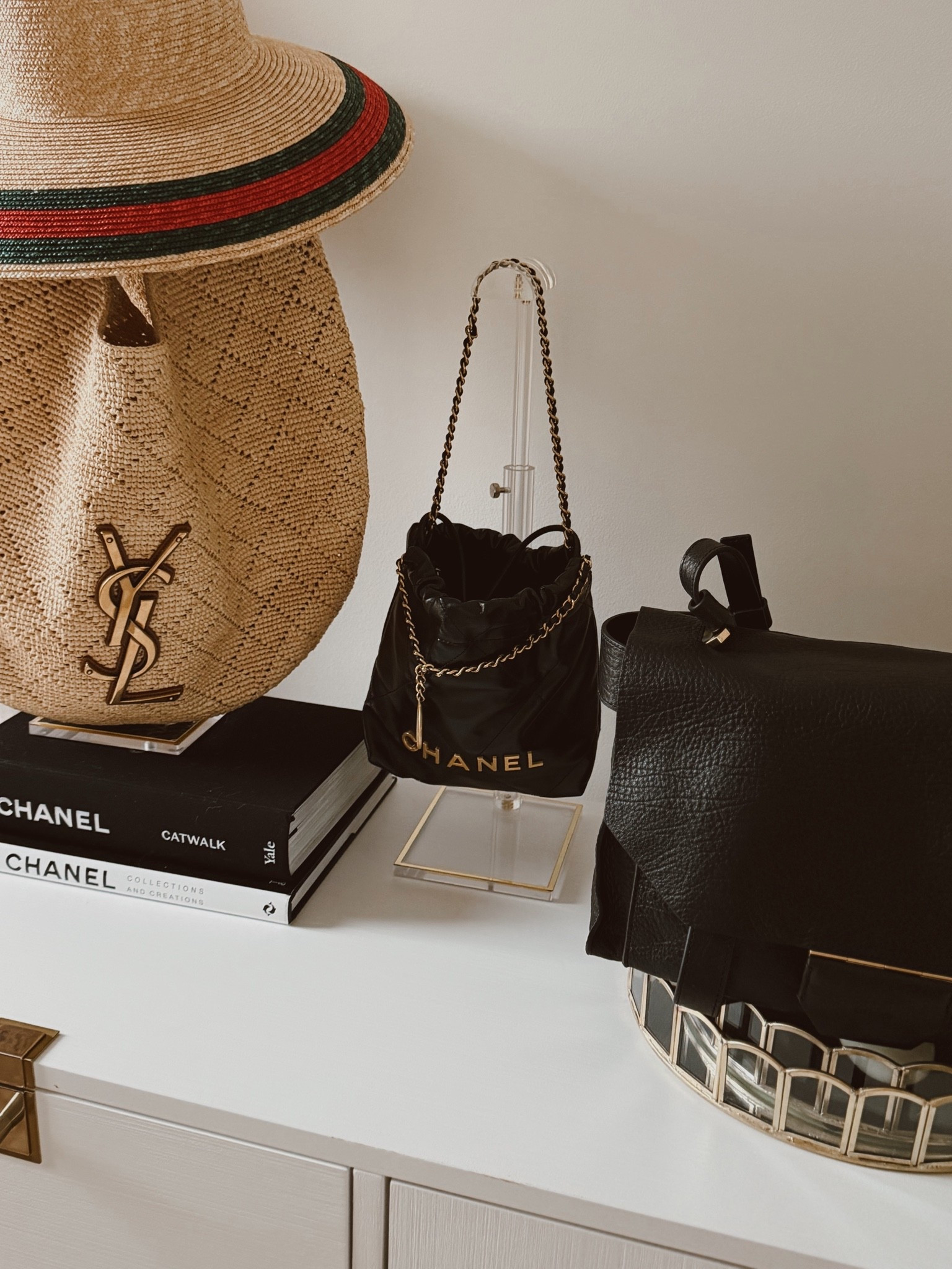 What’s on my dresser! 🤍 everything is linked below and similar mirrored trays!✨ 

Designer. Home. Bags.

#LTKHome