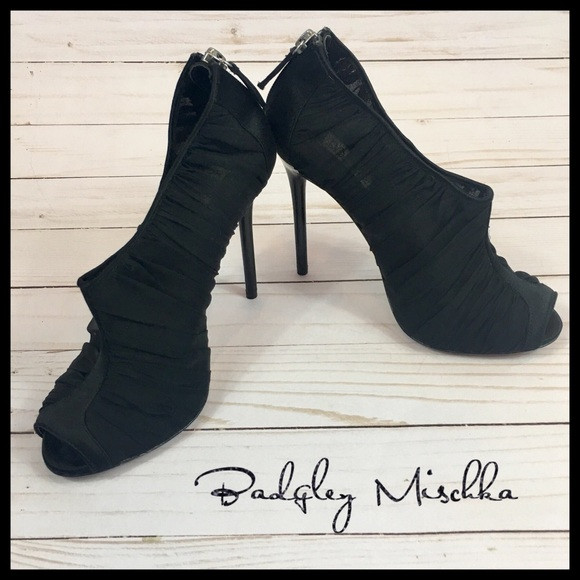 Badgley Mischka Dariene Open-Toe Pump Size 6M | Poshmark