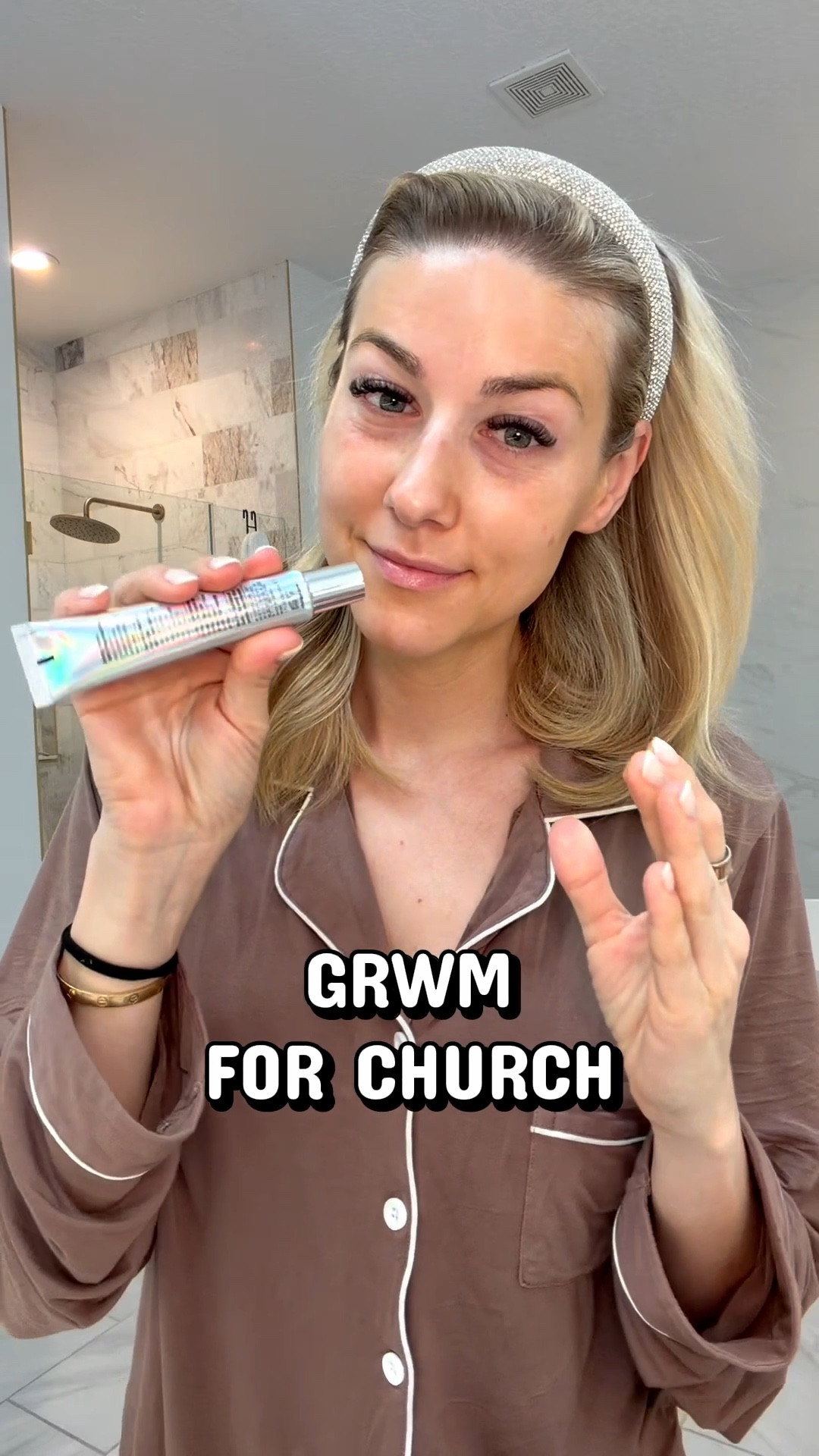 My 10 minute makeup routine that never fails 🤍

This is the quick look I do when I want to feel polished and put together without spending a lot of time getting ready.

All of my everyday beauty staples are linked in my LTK.

#LTKselfcare #LTKmorningroutine #LTKBeauty