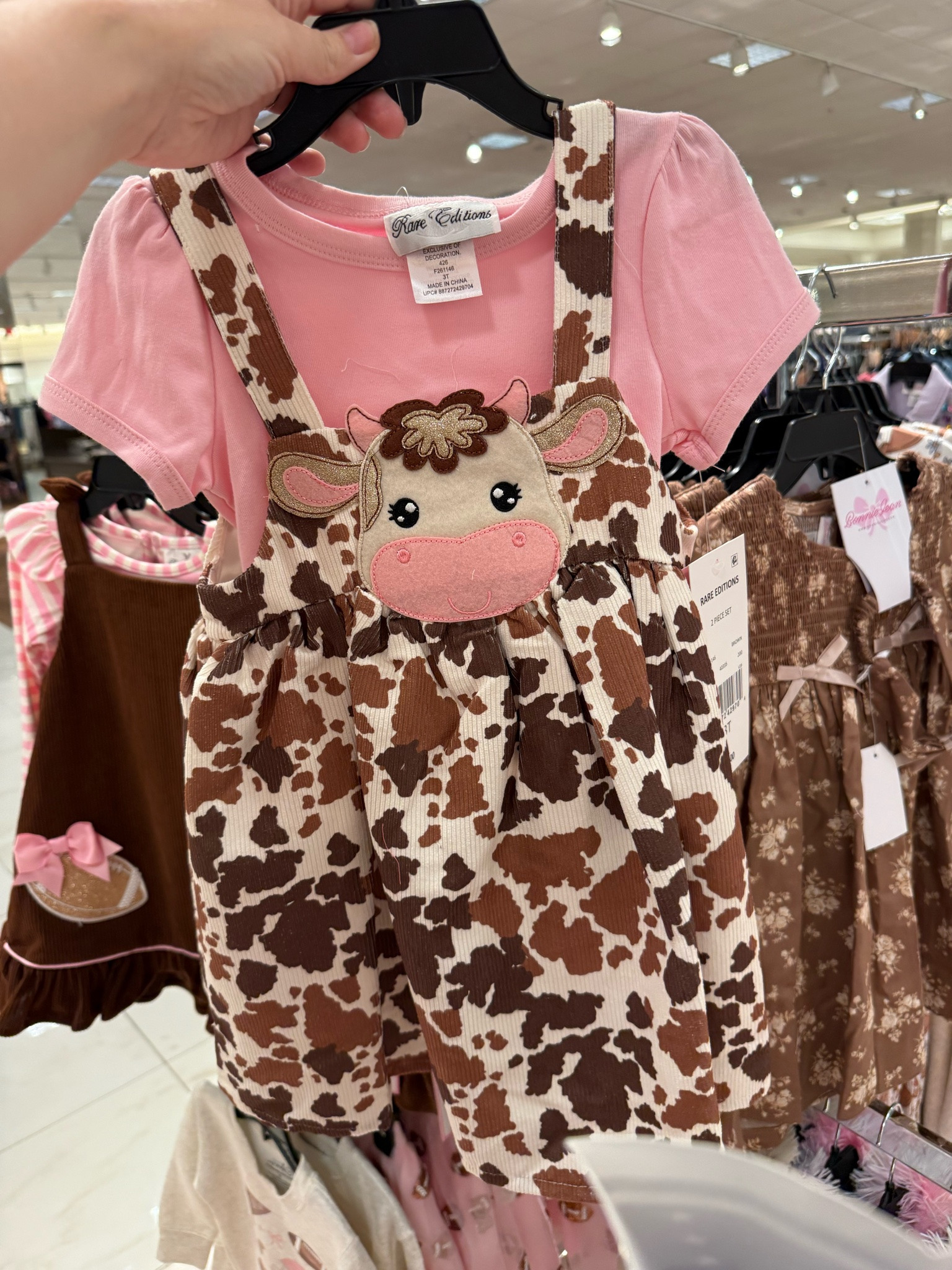 How cute is this baby girl outfit?! Moo!

#LTKBaby #LTKmomlife
