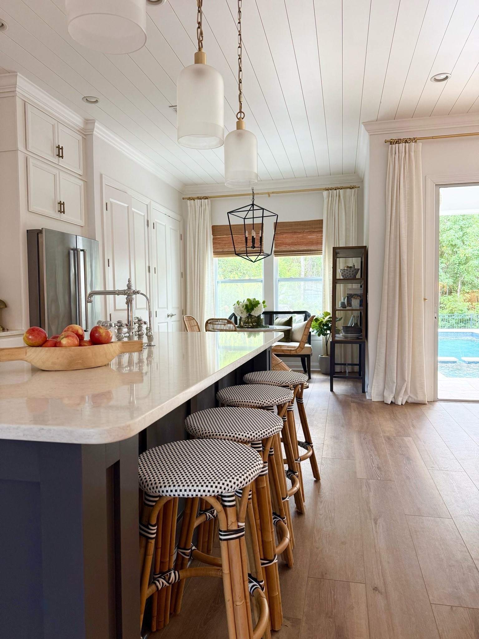 A few of my favorite details from this space. ✨ The barstools and decorative bowl are linked in my LTK. Sometimes it’s the little touches that make a room feel finished, layered, and inviting. 🤍

#LTKHome #HomeDecor #CoastalStyle #InteriorDesign #NeutralHome #HomeStyling

#LTKHome #LTKfoodie