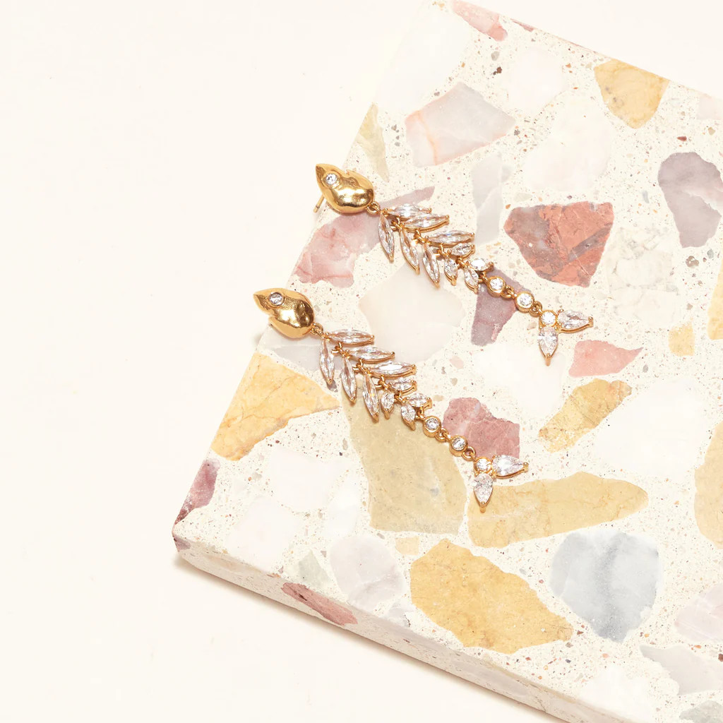 Elisabetta Crystal Fish Earrings Gold | Mignonne Gavigan