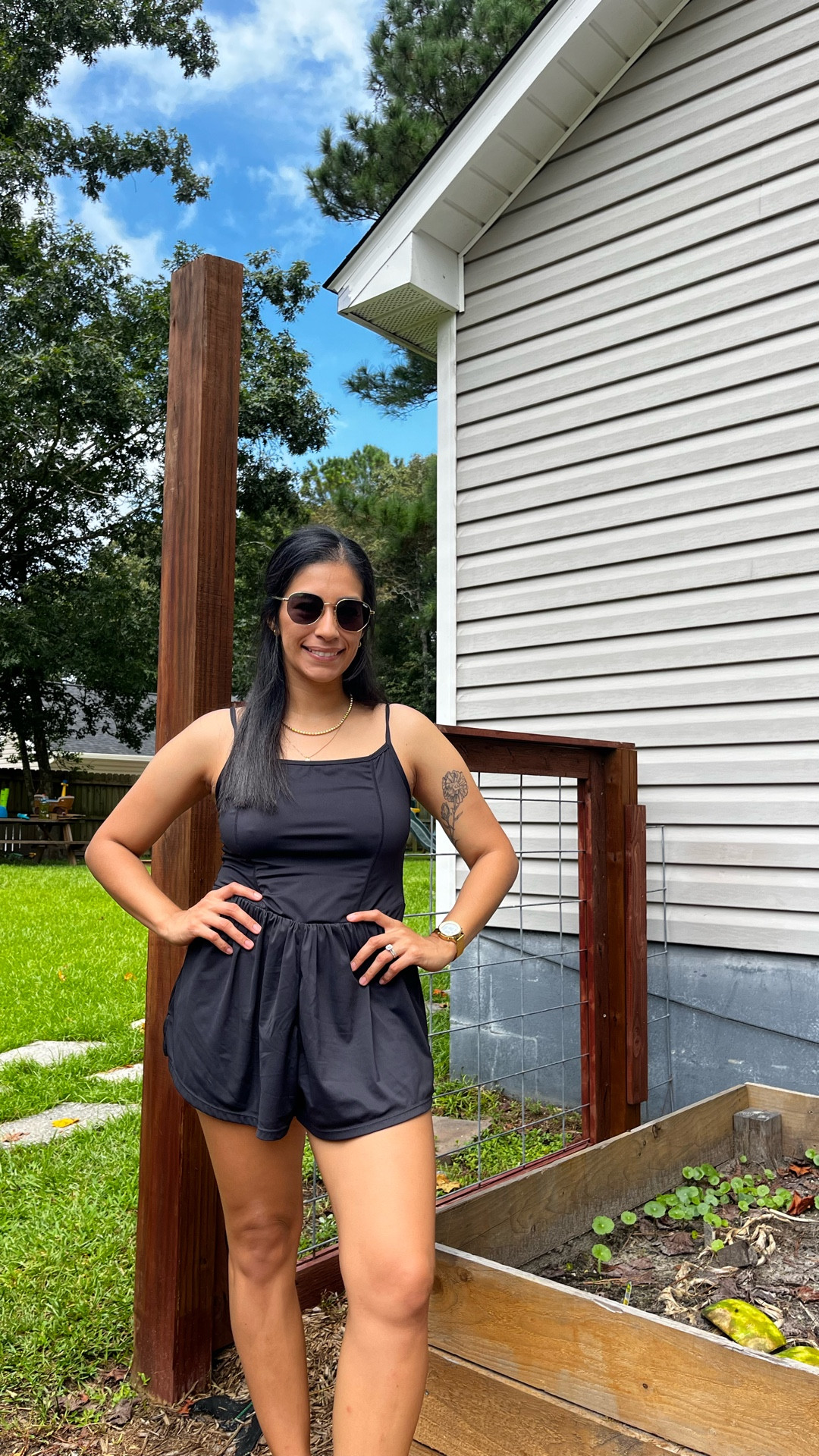 5 months postpartum.
Stretchy!
True to size. Wearing a medium.

#LTKSaleAlert #LTKFindsUnder50 #LTKMidsize