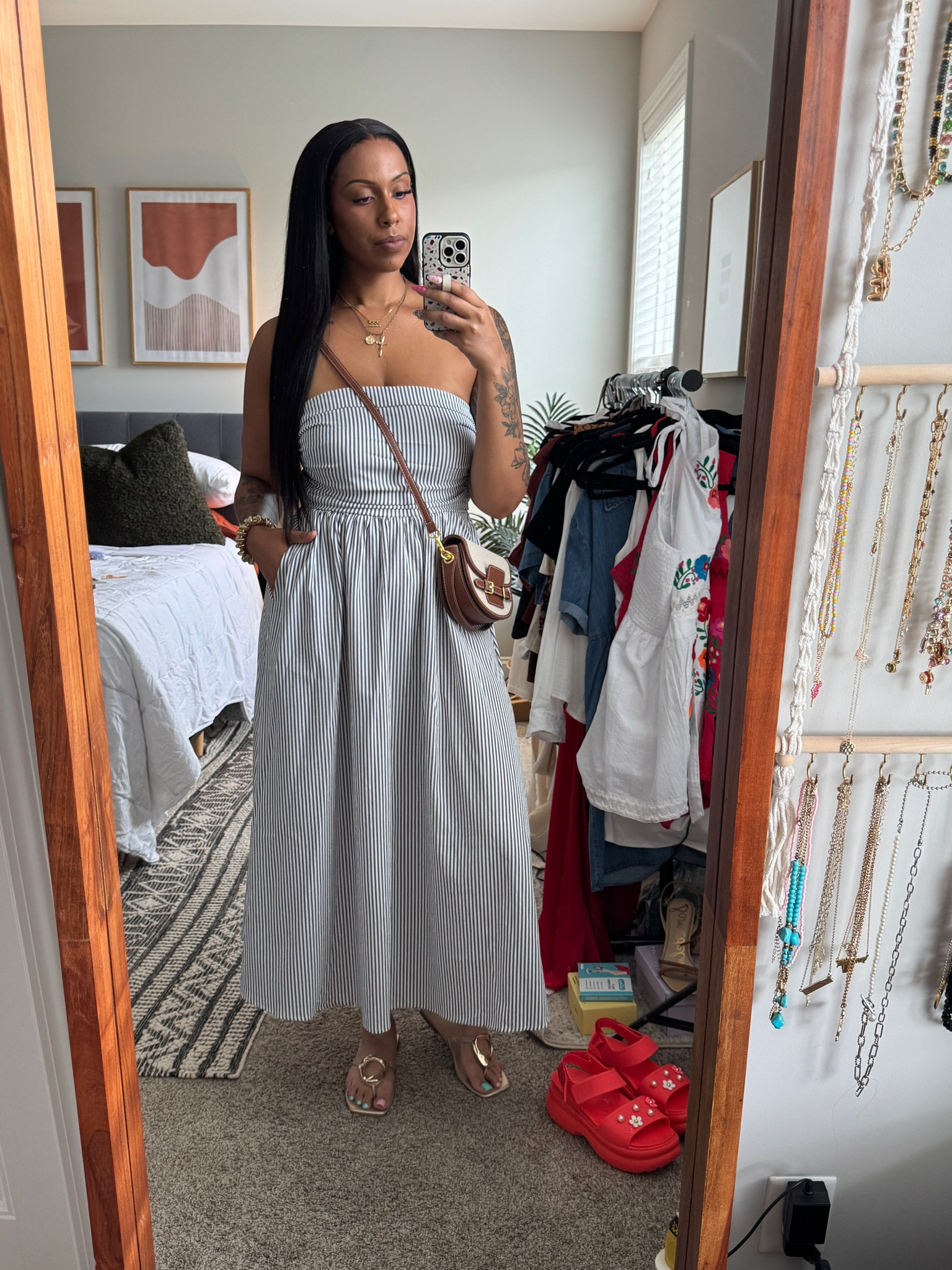 Medium in the dress

#LTKootd #LTKTall #LTKMidsize