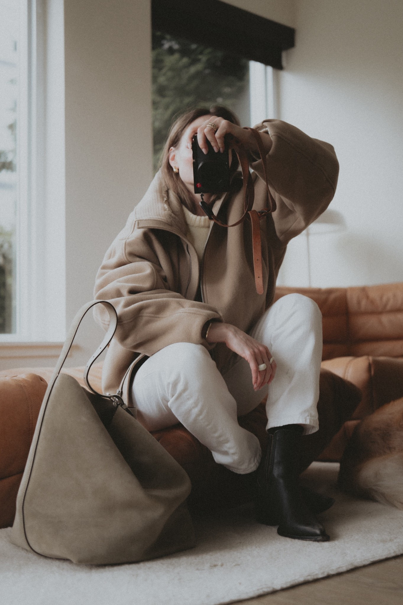 OOTD: white jeans, black ankle boots, beige bomber jacket, butter yellow cashmere sweater + suede hobo bag. 
Jacket: Canada Goose chilliwqck bomber jacket 
Jeans @Levi's 
Boots: Golden Goose
Bag: Toteme suede belted tote
Sweater: COS 

#LTKSeasonal #LTKootd