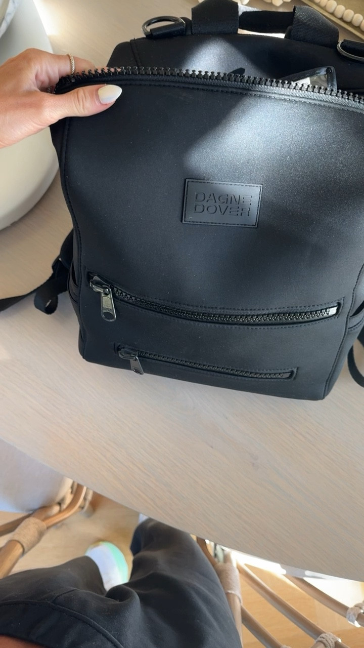 the best diaper bag! (mine is the medium
size)