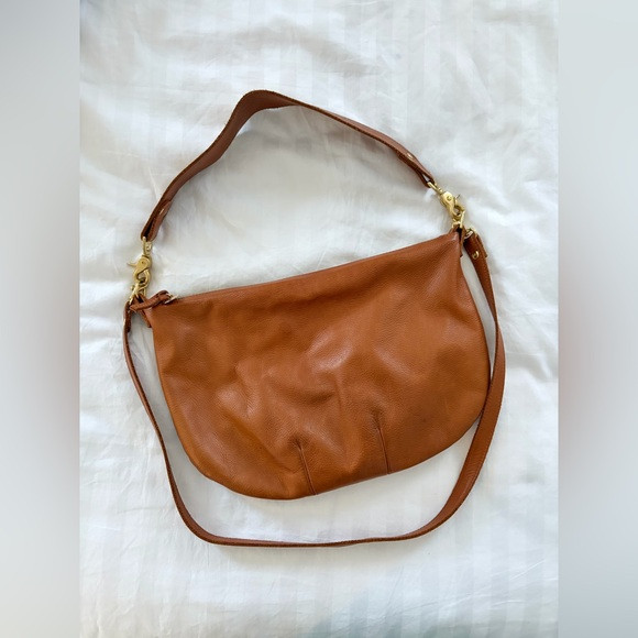 ✨ Clare V. Moyen Messenger Tan Leather | Made in LA | Iconic Crossbody Bag ✨ | Poshmark