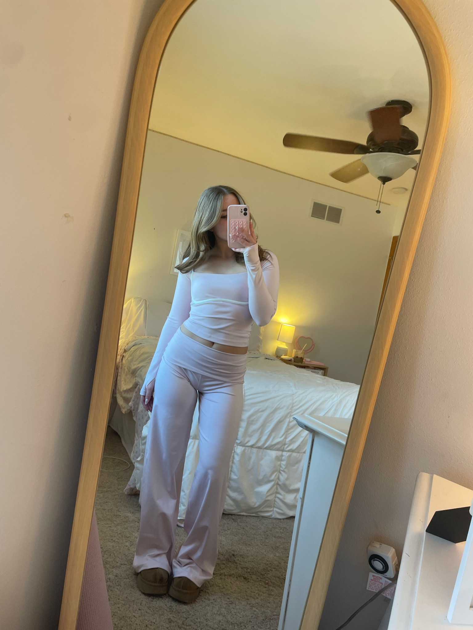 obsessed with this Hollister set🧘🏼‍♀️

#LTKActive #LTKStyleTip #LTKBeauty