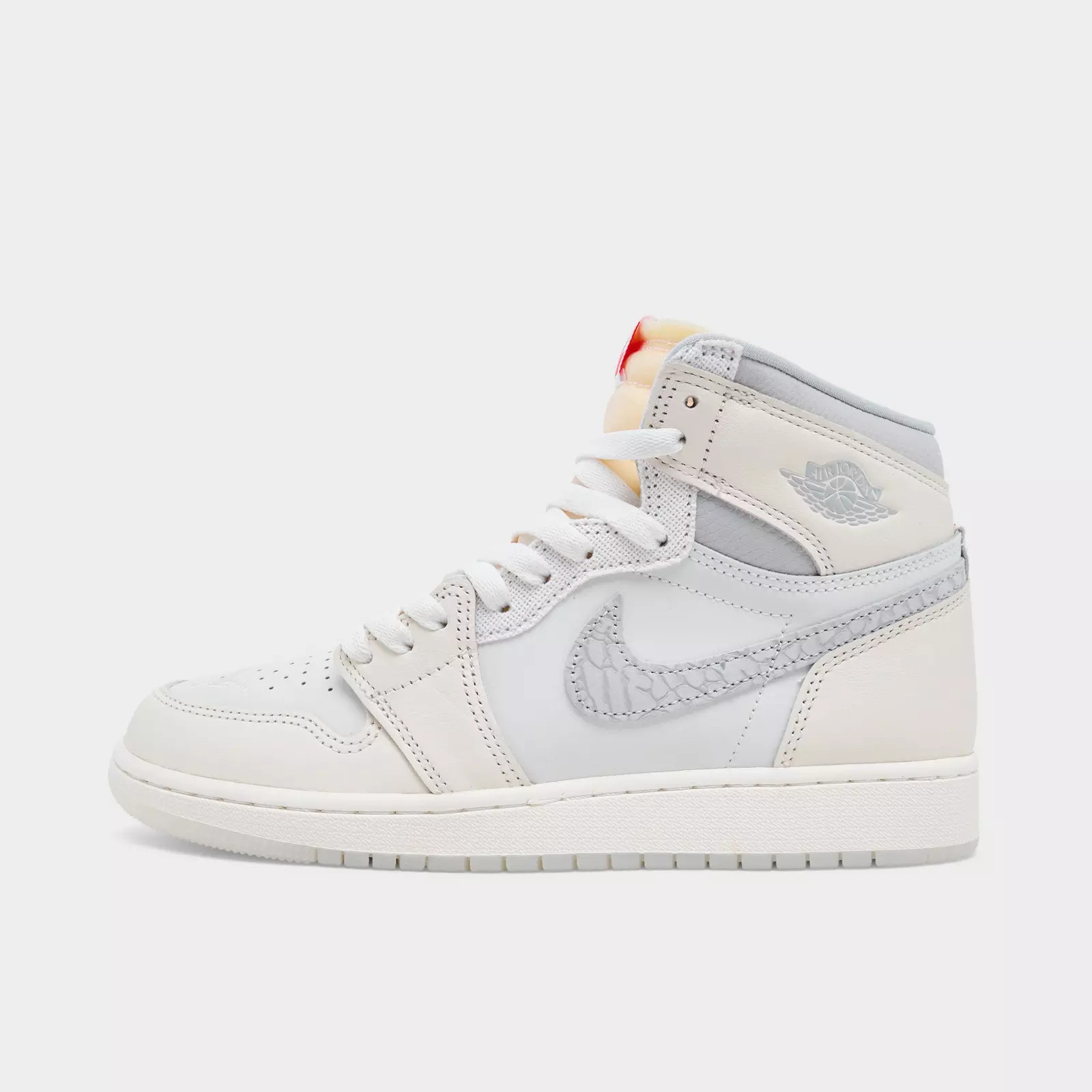 Big Kids' Air Jordan Retro 1 High OG Casual Shoes | Finish Line (US)