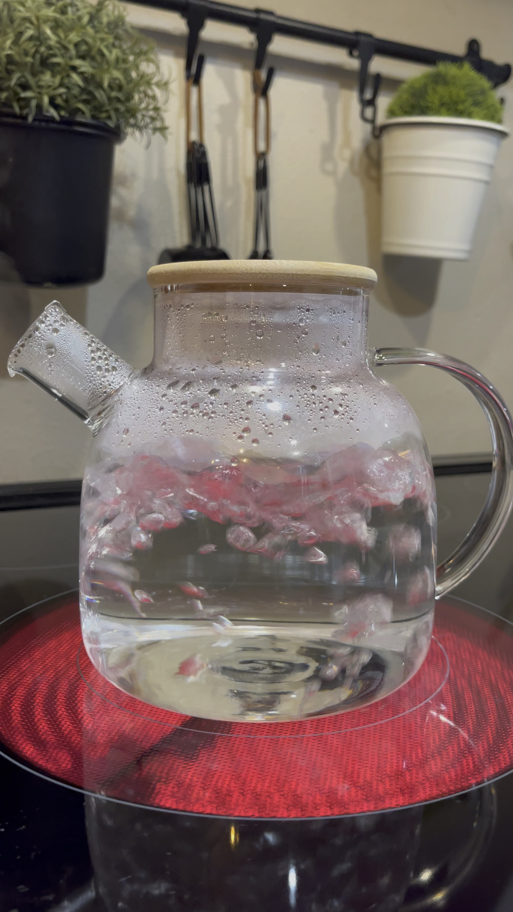 Glass Teapot with bamboo lid 🍵 

#LTKhome #LTKVideo