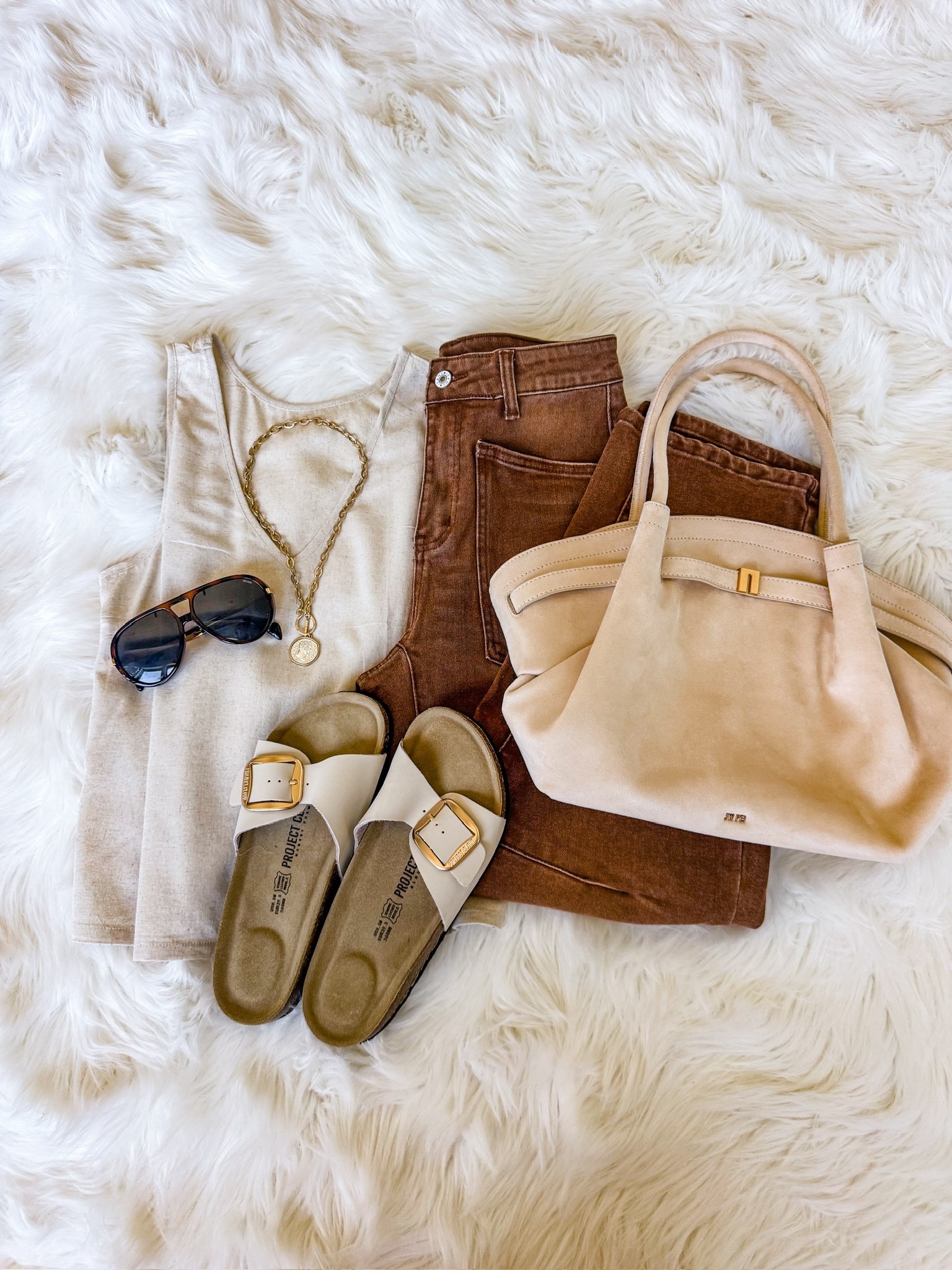 Easy Amazon outfit idea! 💡 

#LTKgrwm #LTKootd #LTKOver40