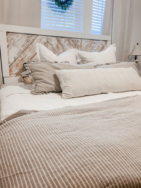 Bedroom. Bedding. Quilt. Winter beddding. Home decor  

#LTKhome #LTKSeasonal