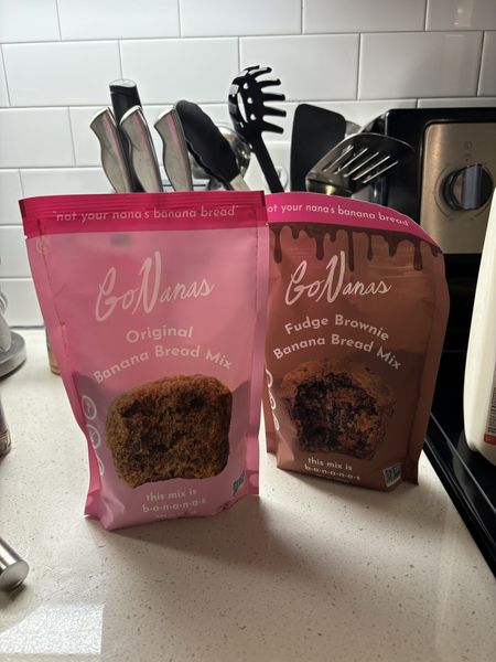The best ~healthy~ Banana Bread mix i’ve ever tried! Gluten Free & Dairy Free & so easy to make!