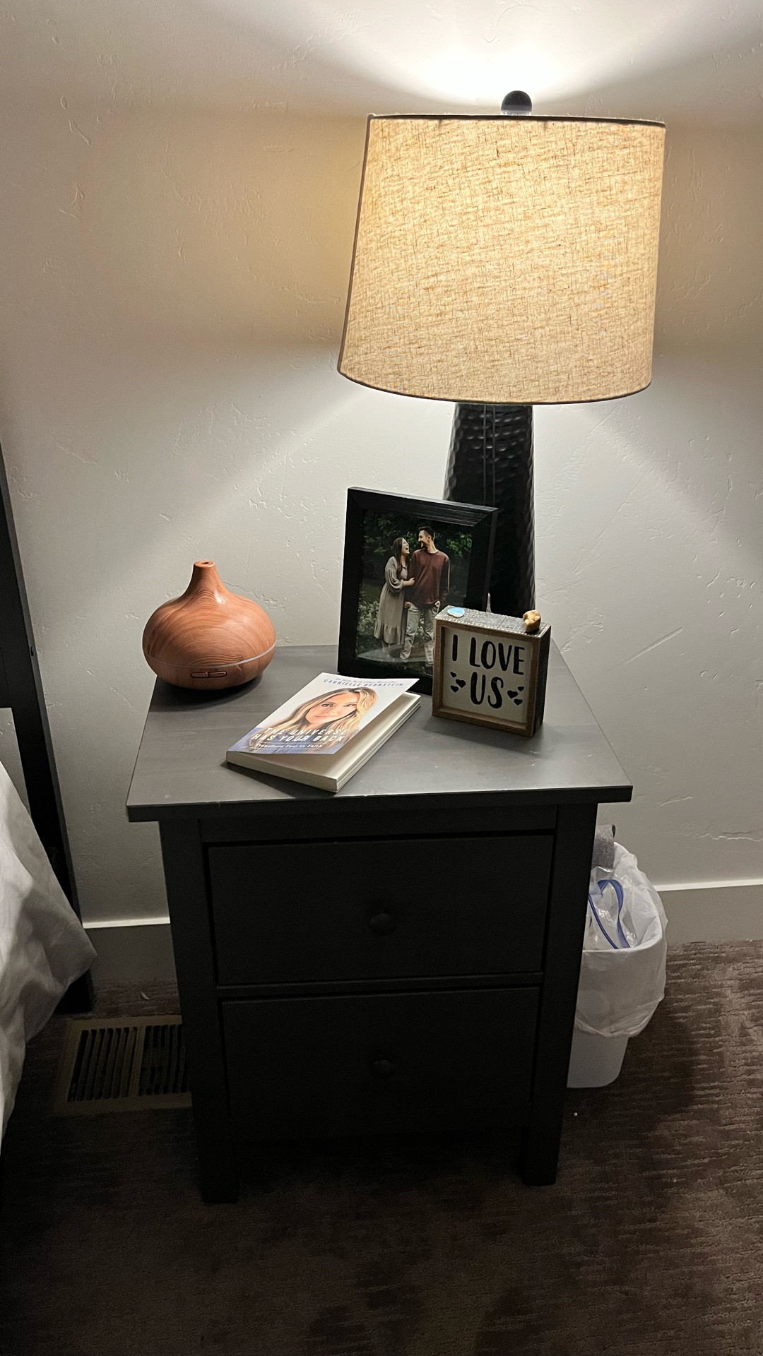 Here are my top favorites for nightstands organization and finds 

#declutterchallenge #declutteryourmind #declutteryourhome #organizing #professionalorganizer

#LTKmorningroutine #LTKdayinmylife #LTKmomlife