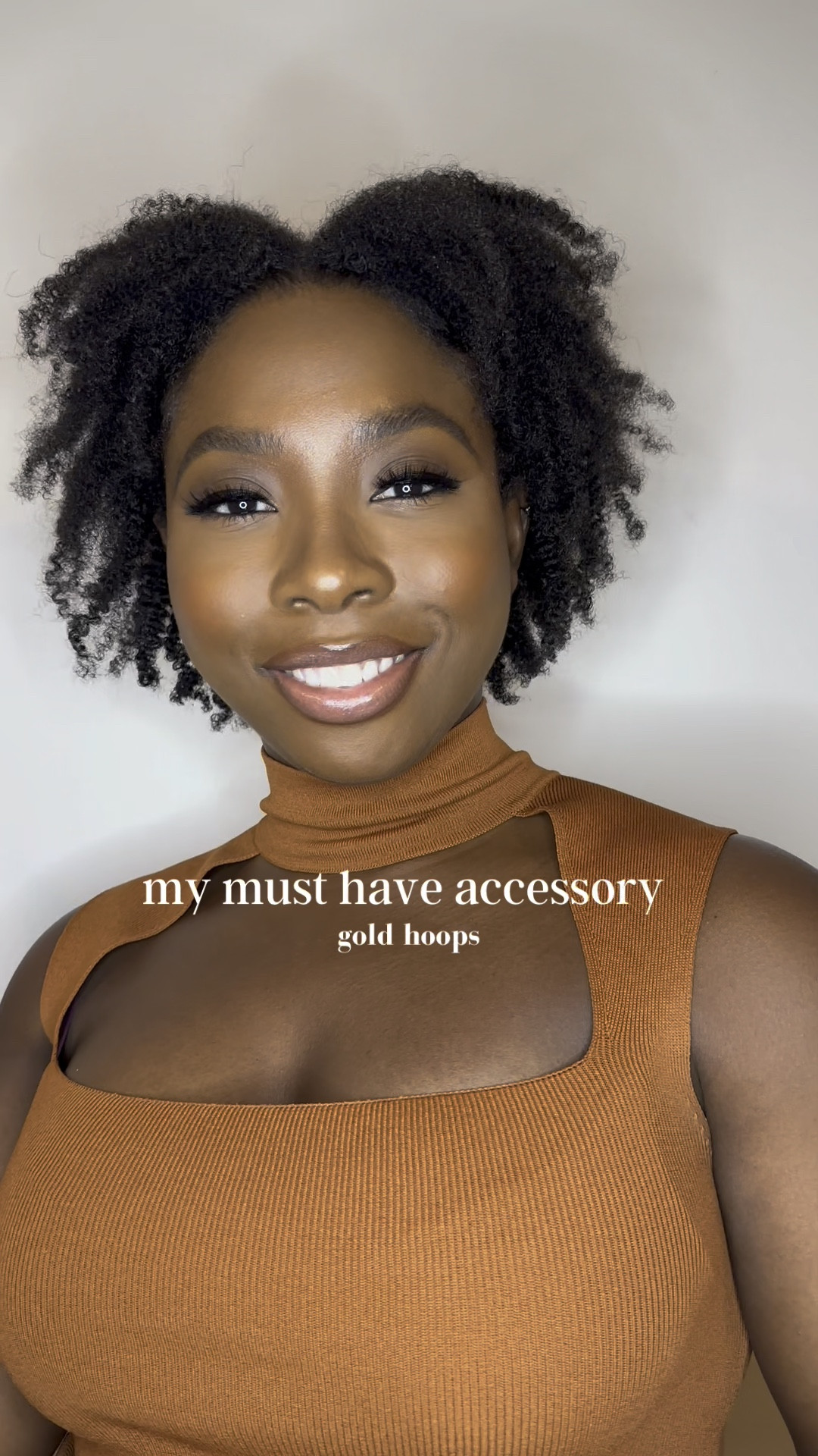 The accessory for every season! Shop some of my favs ⭐️