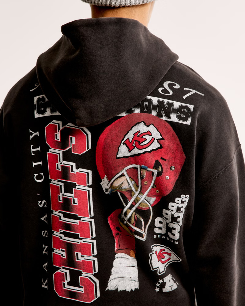NFL Kansas City Chiefs Graphic Popover Hoodie | NFL NFL | Abercrombie.com | Abercrombie & Fitch (US)