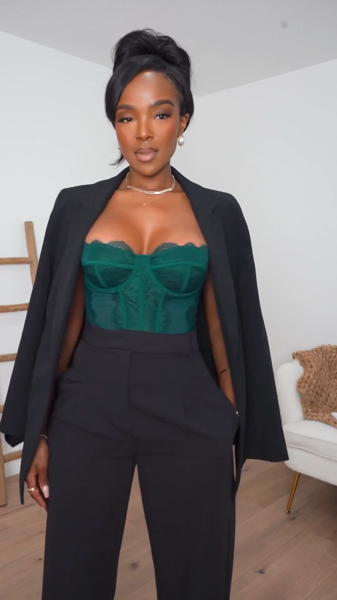 Holiday glam, elevated ✨ From sparkling sequins to luxe emerald tones, these festive looks are perfect for every celebration. Whether it’s a dinner party, a night out, or NYE, each outfit brings a balance of sophistication and shine.

Perfect for holiday parties, special dinners, and New Year’s Eve celebrations.

📏 Sizing: Small in all pieces
Height — 5’4” | 138 lbs | Bust — 34D | Waist — 27” | Hips — 40” | Jeans/Pants — 27 Long or 4 Long

Everything linked below for easy shopping✨

holiday outfit ideas, Christmas party outfit, NYE outfit inspo, emerald green outfit, sequin mini dress, chic holiday fashion, festive night-out look, women’s holiday style inspiration

Follow me on Instagram and YouTube @kirasfashionfinds



#LTKootd #LTKgrwm