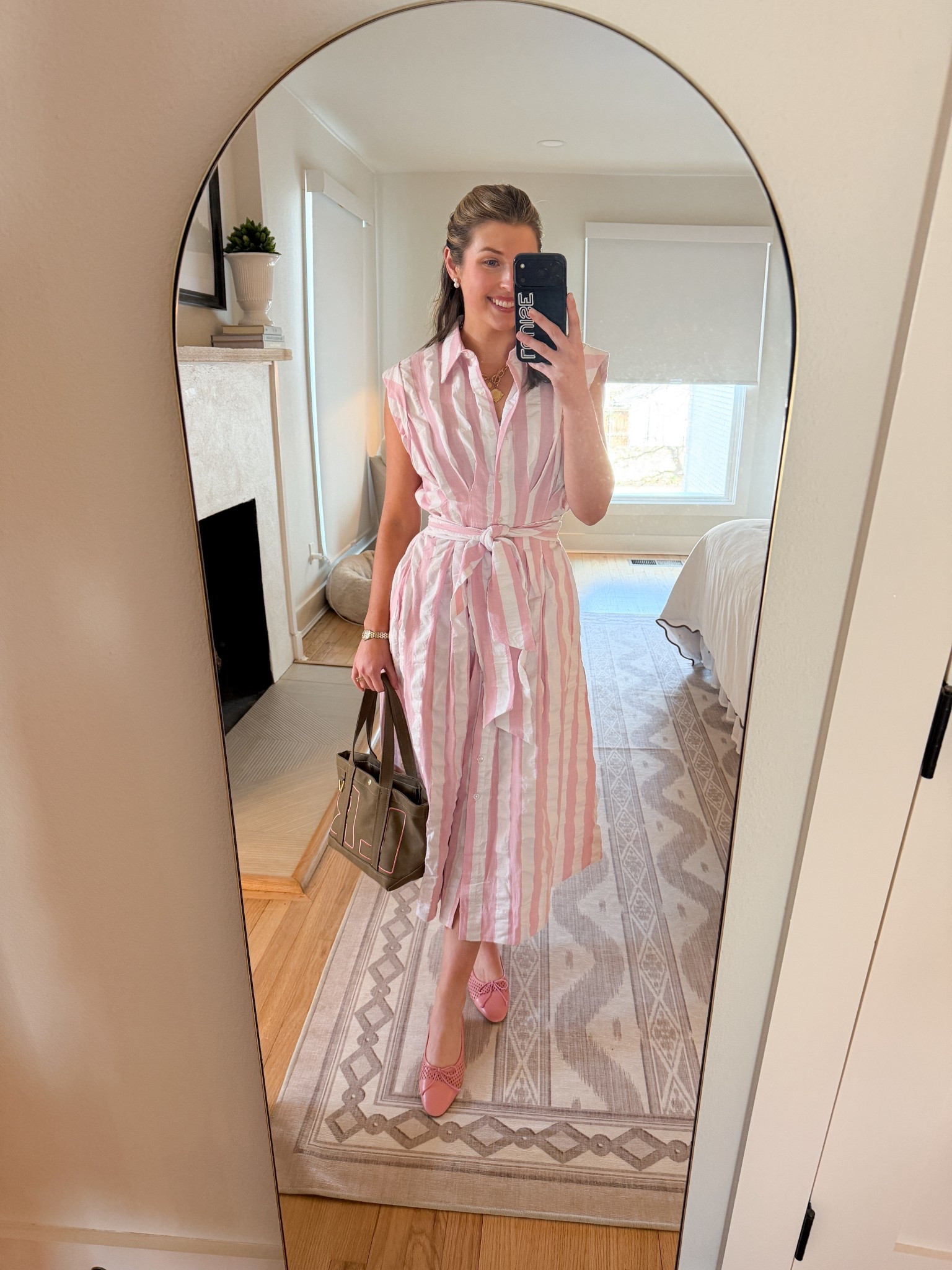 OOTD today! Wearing a S in dress 