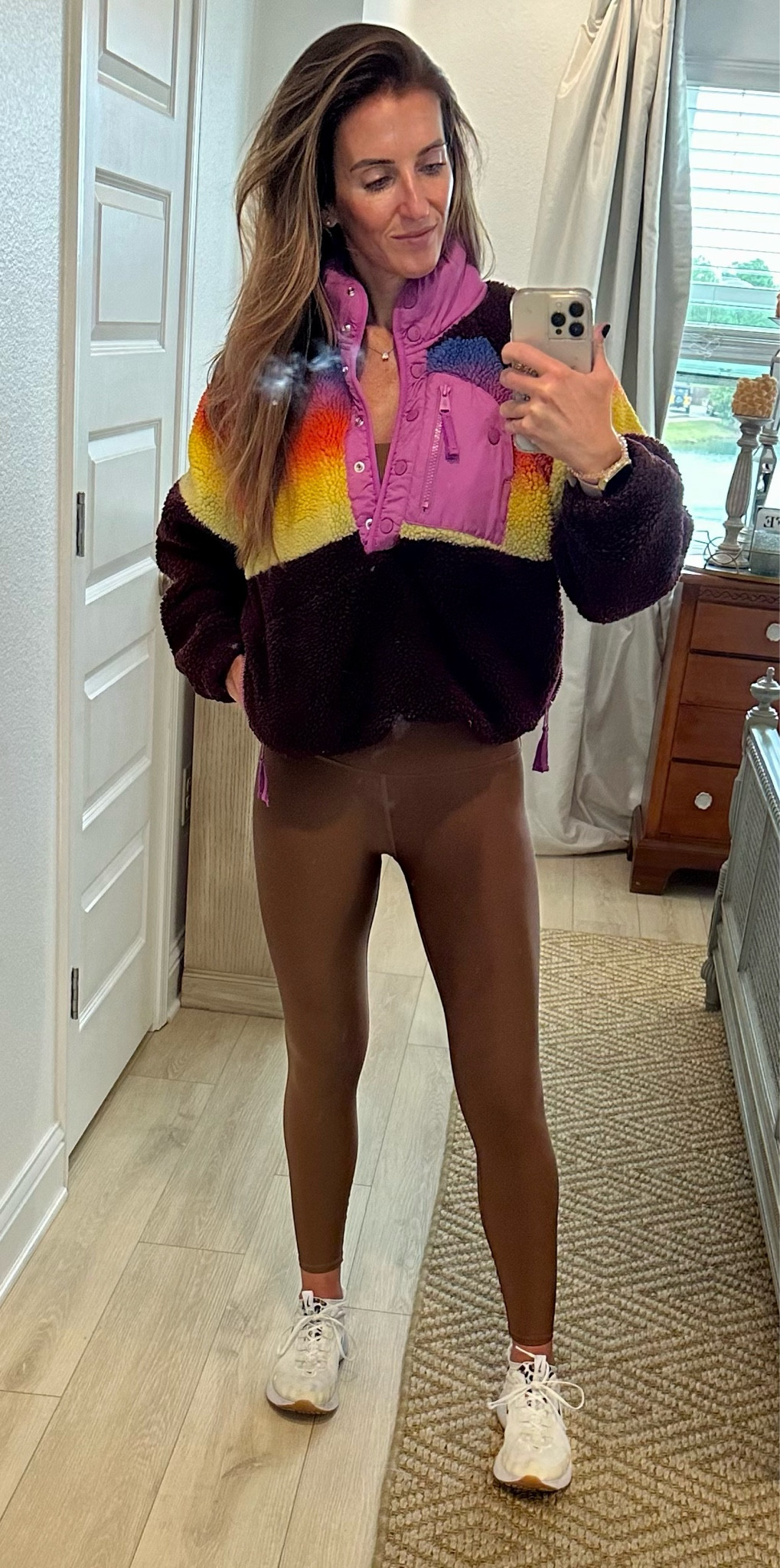 Free People Fleece Pullover: https://poshmark.com/listing/NWT-Free-People-Rocky-Ridge-Snap-Neck-Fleece-Jacket-Chocolate-Color-Way-Large-64d7df8feb7e7af92e7e287b?utm_source=gdm&utm_campaign=19859818241&campaign_id=19859818241&ad_partner=google&gskid=pla-2185443651033&gcid=651902656459&ggid=150099867591&gdid=m&g_network=g&enable_guest_buy_flow=true&gbraid=0AAAAADwcDC-cVh8BYBx5i_kTWPA035T0A&gclid=EAIaIQobChMIvqvF5_DwgQMVNzHUAR2xUgThEAQYAiABEgJ-F_D_BwE