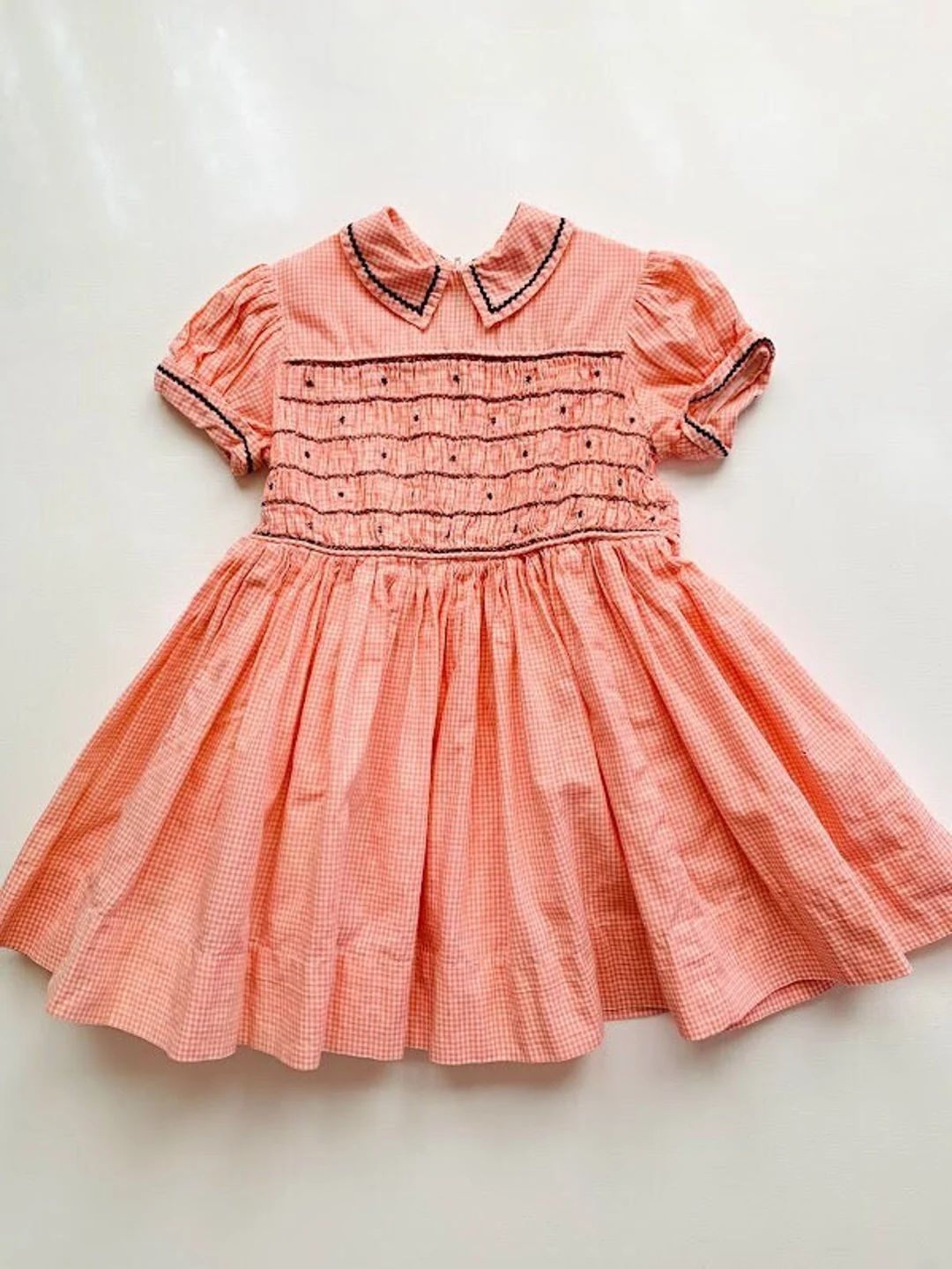 Vintage 50s Girls Coral Peach Pink Gingham Dress with Smocking and Brown Ricrac Trim Size | Etsy (US)