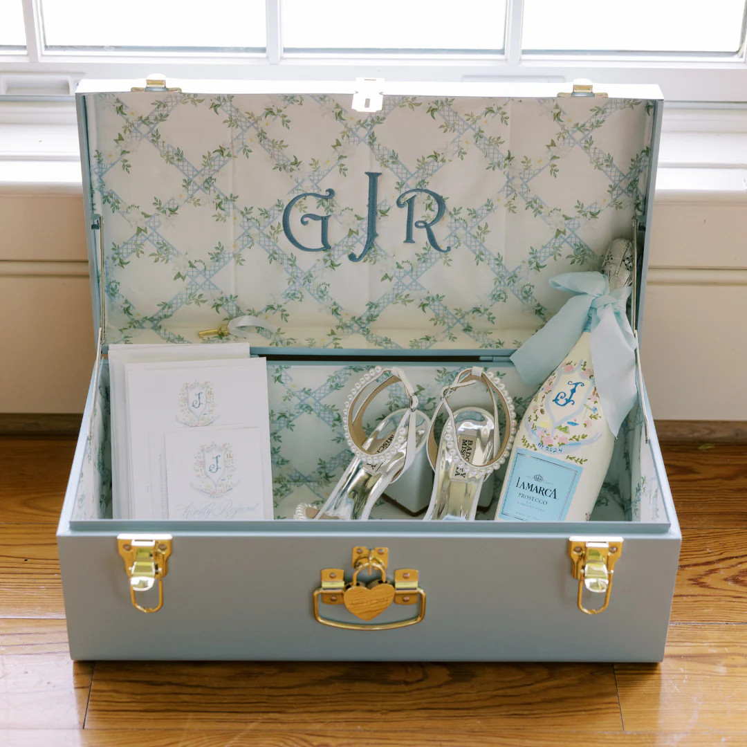 Petite Bridal Trunk | Petite Keep, LLC
