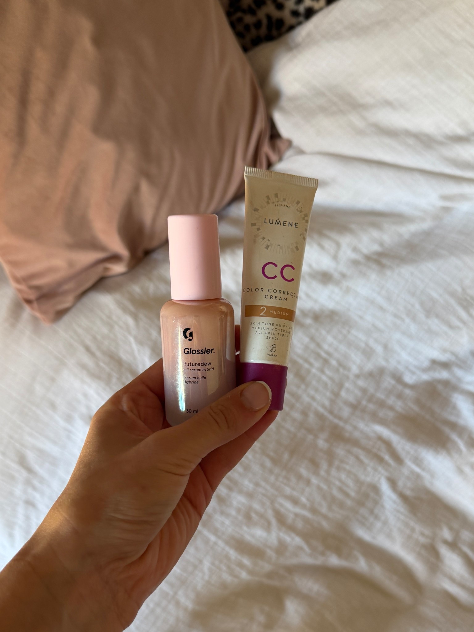 my glowiest and  super light every day base essentials 🩷

#LTKbeauty