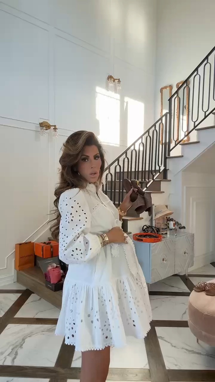 Shop @Macys  Friends and Family Sale happening now 4/23-5/3. Get up to 30% off the best brands + 15% off select beauty *exclusions apply! I found some great pieces for Mother’s Day! #MacysPartner 

Wearing a size 8 in this dress and size 8 in shoes - they all fit TTS! 
MAC Cosmetics Lipstick - Blankety & Creme Cup
MAC Lip Liners - Soar & Spice
MAC Fix+ Original Setting Spray
MAC Dazzleshadow Liquid Eyeshadow - Everything is Sunshine

#LTKBeauty #LTKdayinmylife #LTKootd