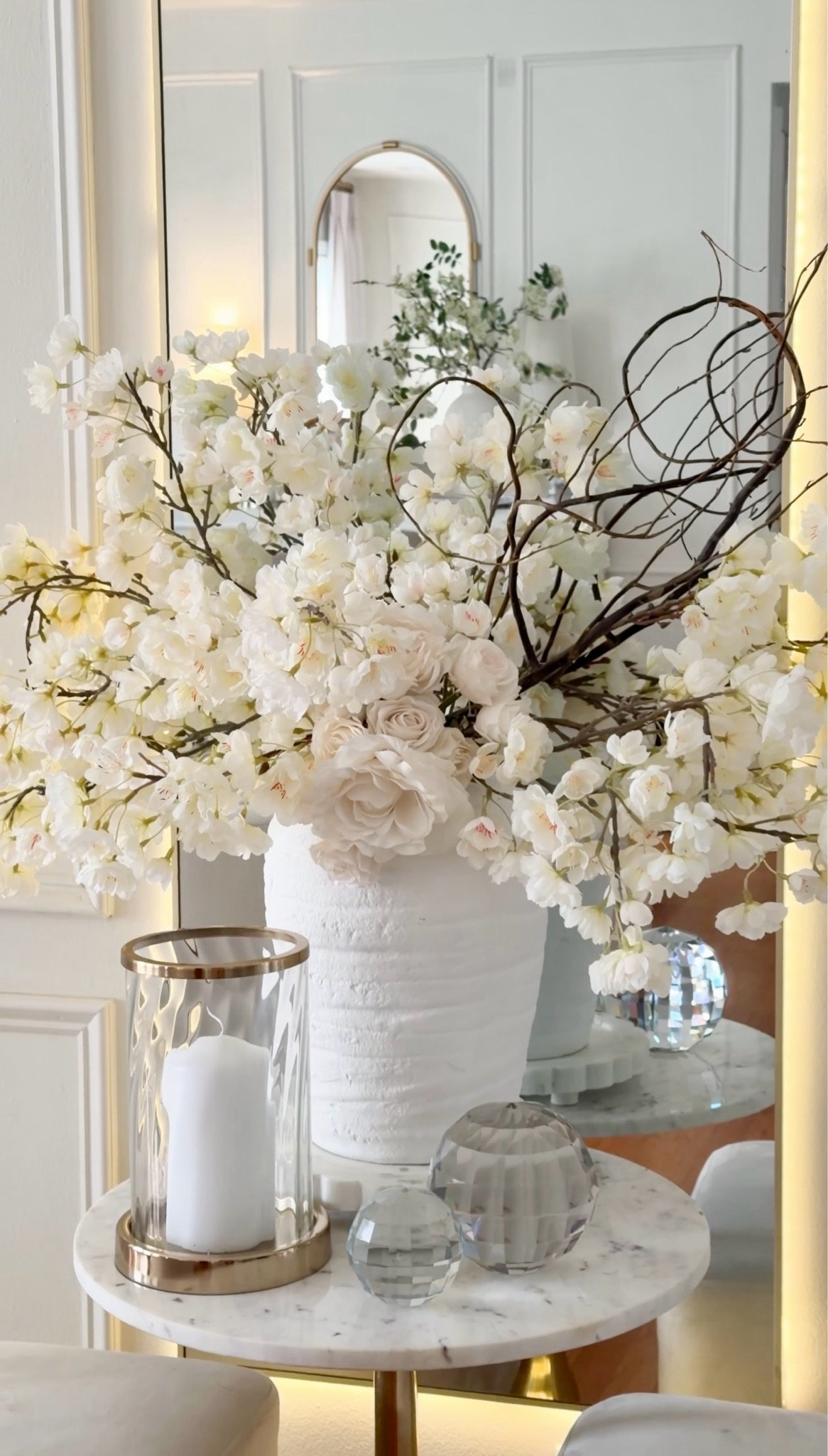 Faux floral arrangement

#LTKHome #LTKSaleAlert #LTKvlog