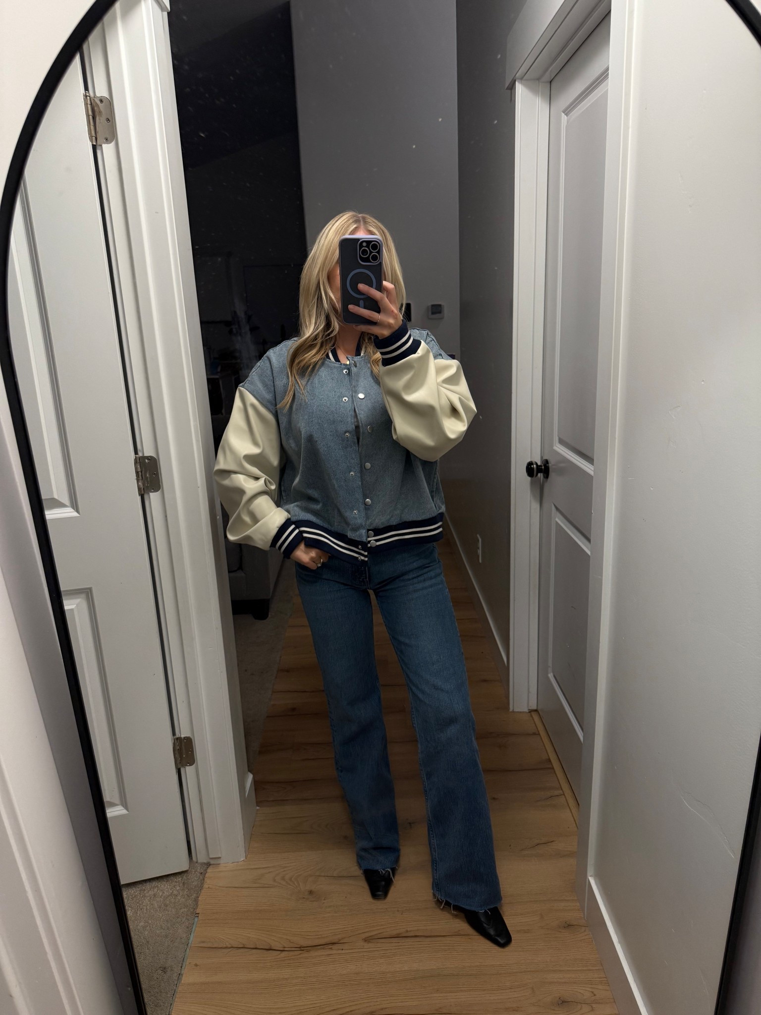 Dinner date!
Old Jacket from steve madden but I linked a similar one.😍

The most flattering and comfortable jeans!

Shoes 7 1/2

#dinnerdate #falloutfit #pumpkinpatch #dinner #denim 

#LTKU #LTKHoliday #LTKSeasonal