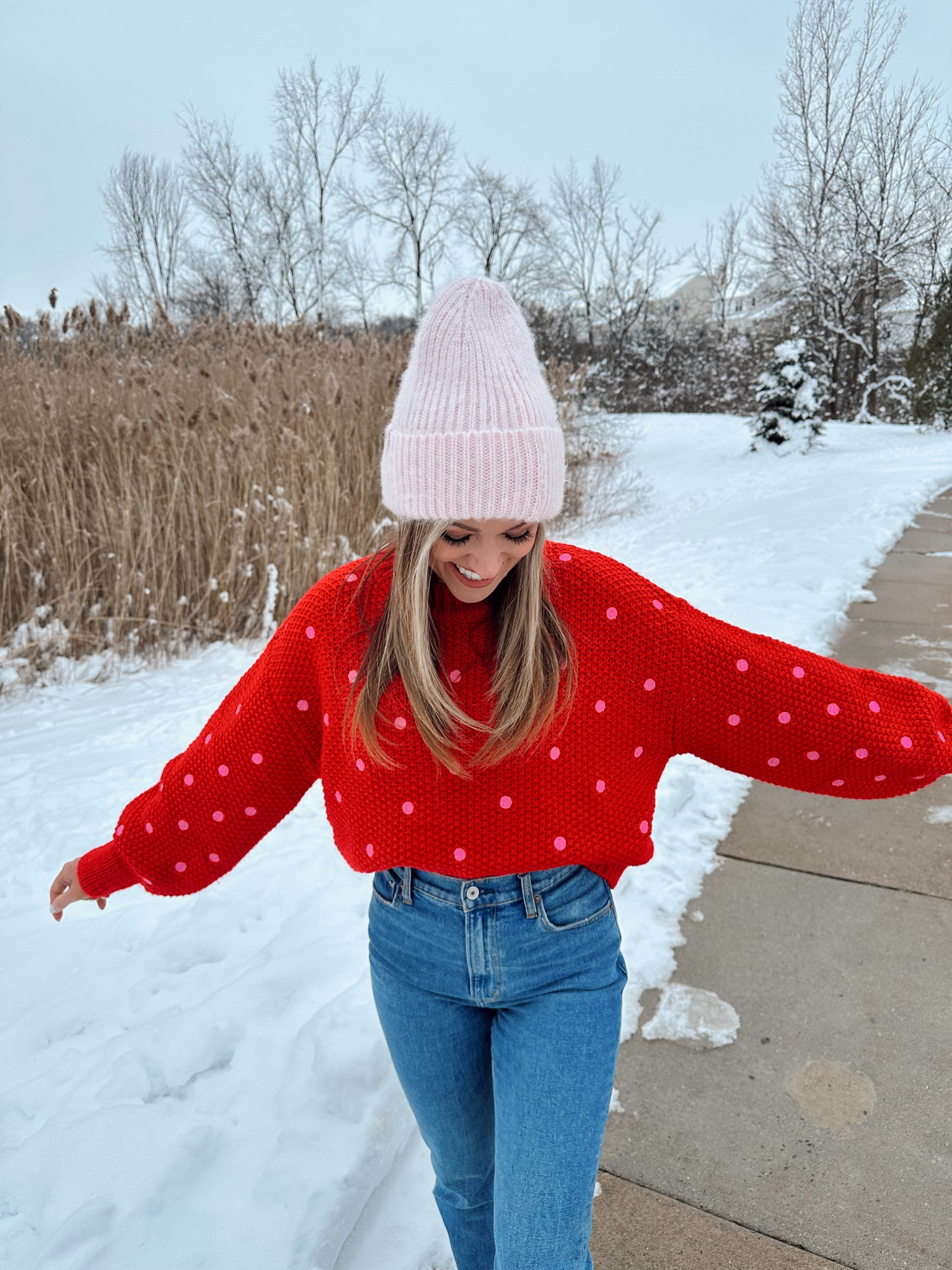 The perfect Valentine’s Day sweater! Use code JULIANNE20 for a discount

#LTKstyletip #LTKunder100 #LTKFind