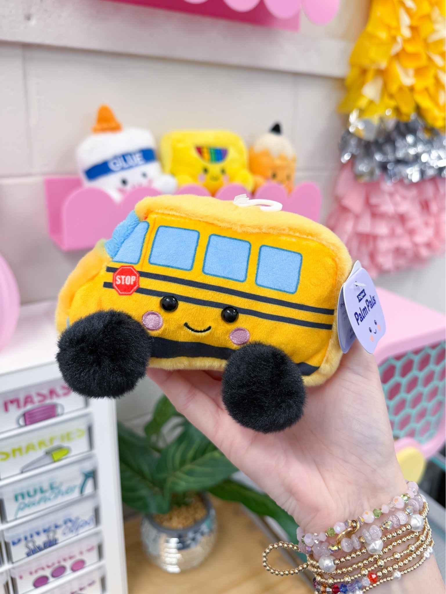 NEW school themed palm pal! 🚌✏️🩷📓✨ the perfect addition to any classroom- teachers will love this!

#LTKKids #LTKdayinmylife #LTKSeasonal