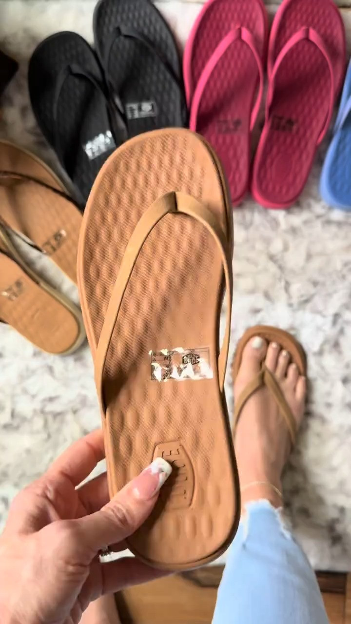 Not like your usual flat flip flops… they feel cushioned when you walk.

#LTKFinds #LTKShoeCrush #LTKStyle
#HeyDude #FlipFlopStyle #EverydayComfort #earnscommissions 

 #LTKootd #LTKSeasonal #LTKTravel