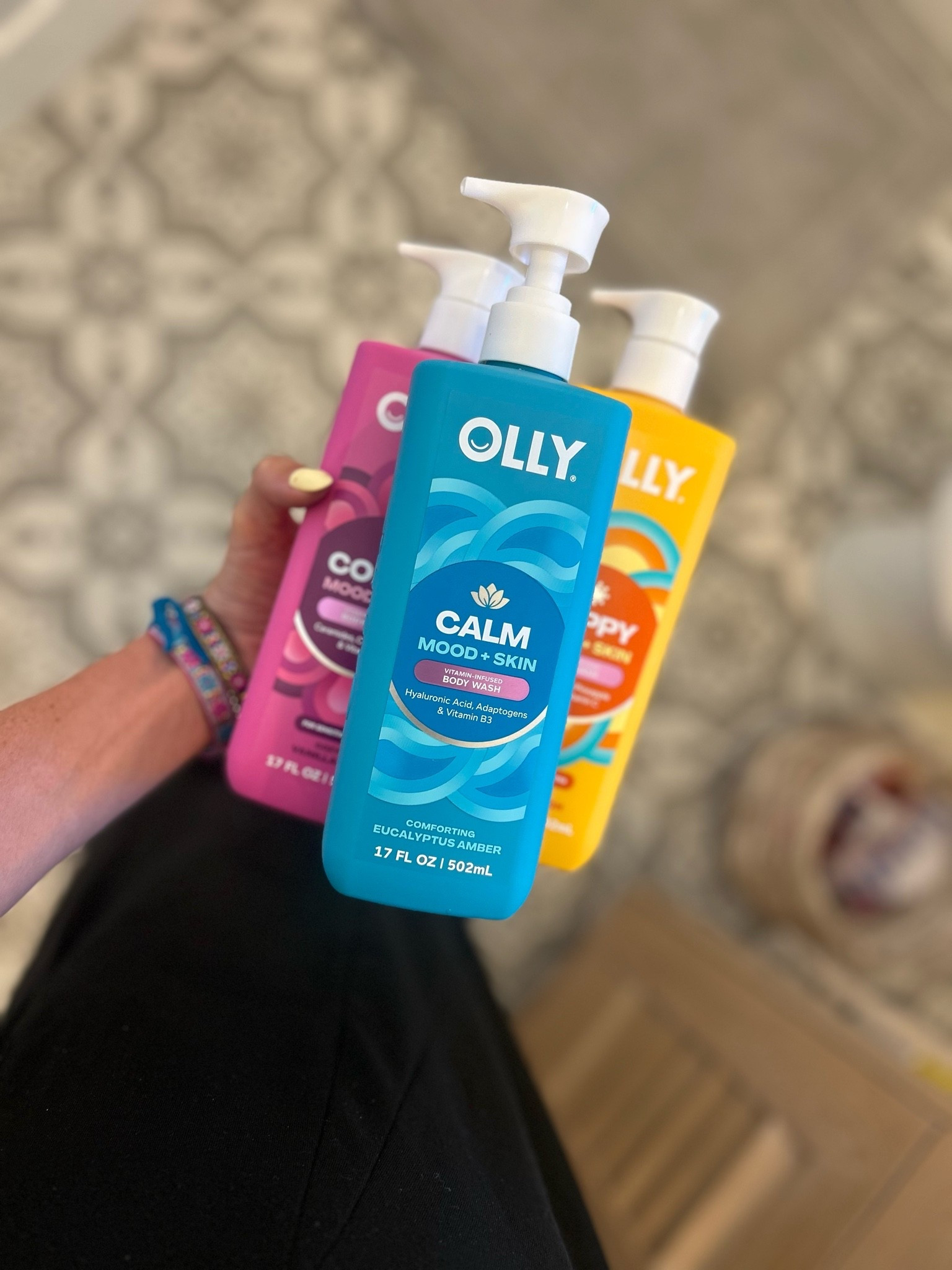 #OllyPartner This Olly Calm body wash is my answer to the end of a long Summer day. It’s almost like I’m at a fancy spa in my own shower. It’s incredible soothing, with comforting notes of eucalyptus and amber. Plus for under $10, it’s affordable! You can also try mood scents like “comfy” and “happy” depending on what YOU need!  Snag it here via the LTK app: