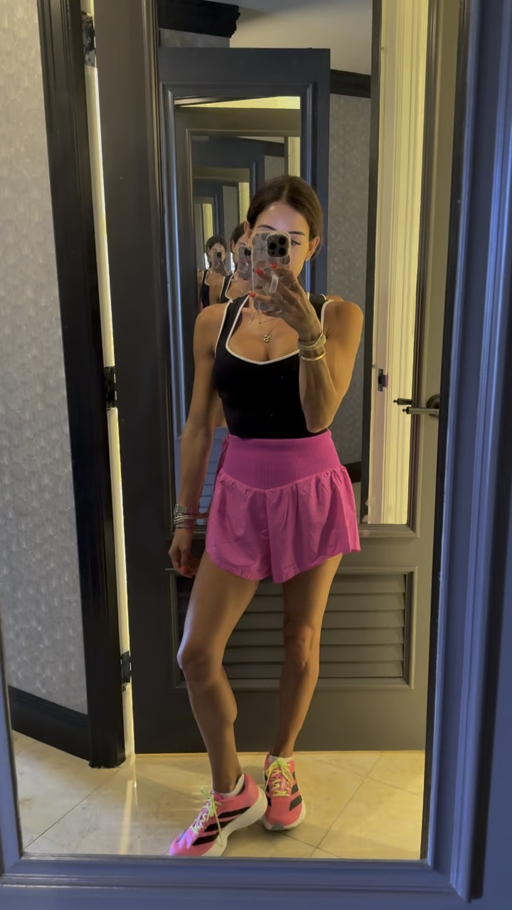 Workout shorts size XS tank xs walking outfit fitness summer outfit

#LTKSaleAlert #LTKPetite #LTKootd