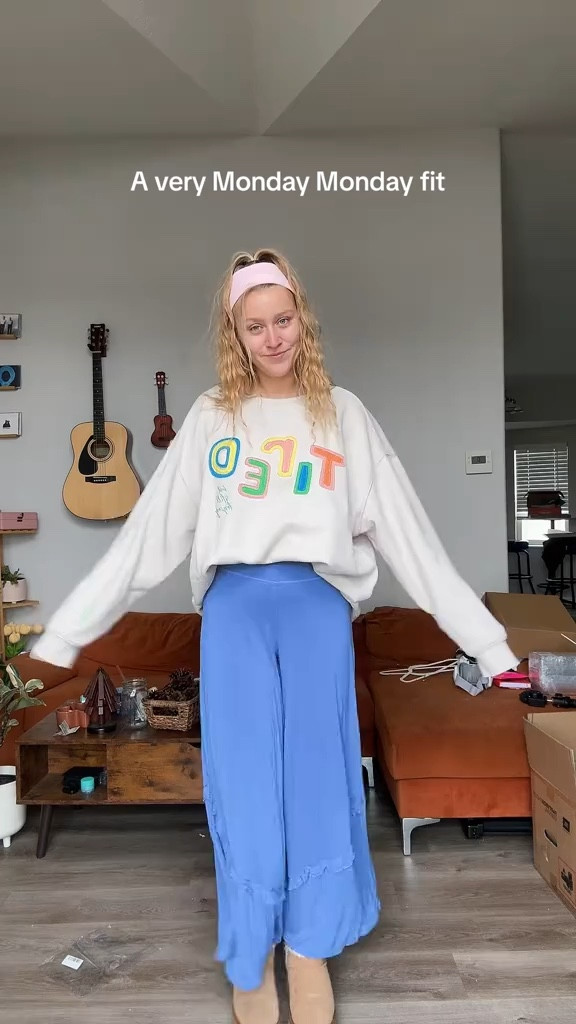 Cozy outfit idea 

#LTKStyleTip #LTKSeasonal #LTKFindsUnder100