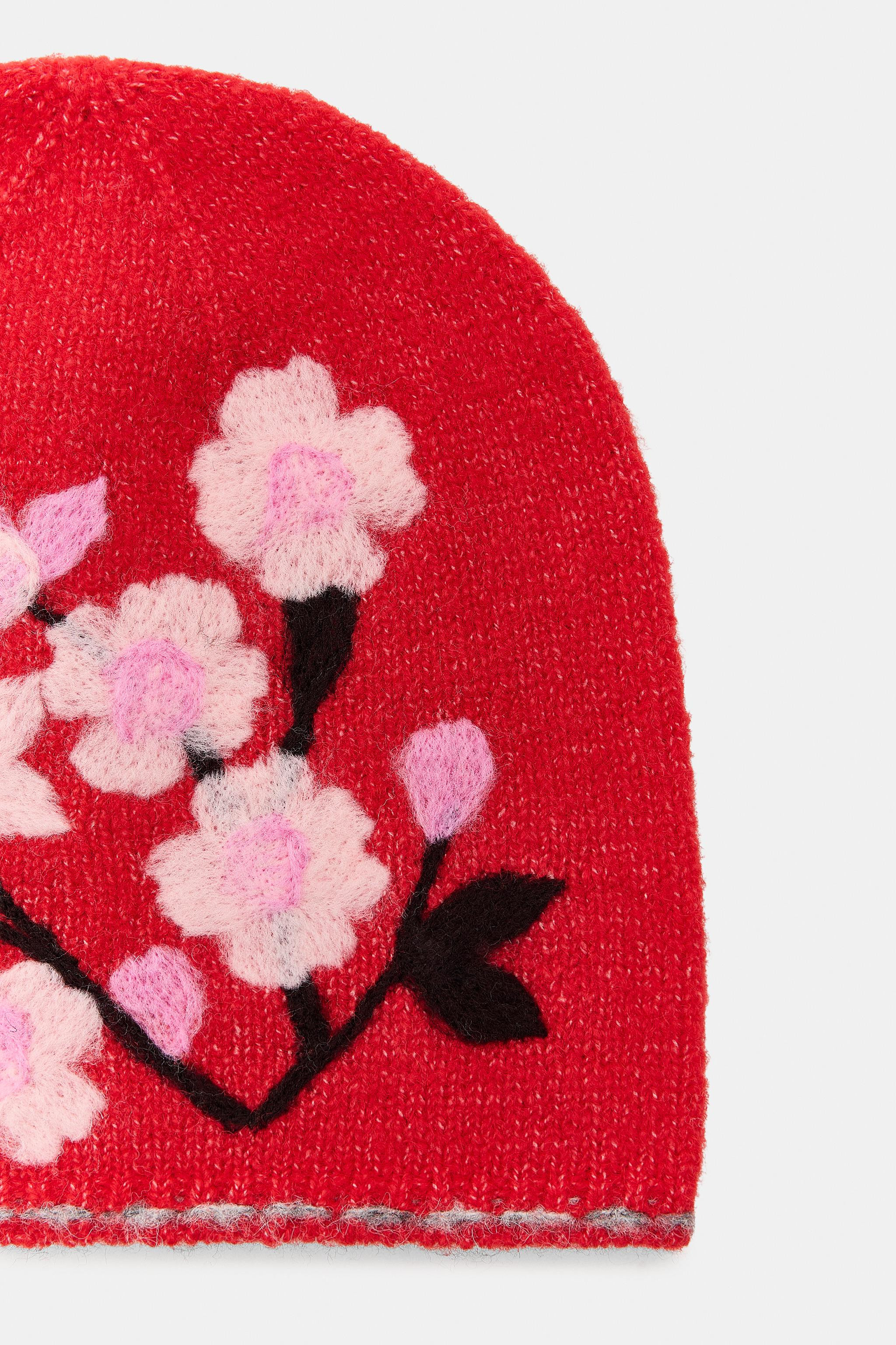 CONTRAST FLOWERS BEANIE | Zara US
